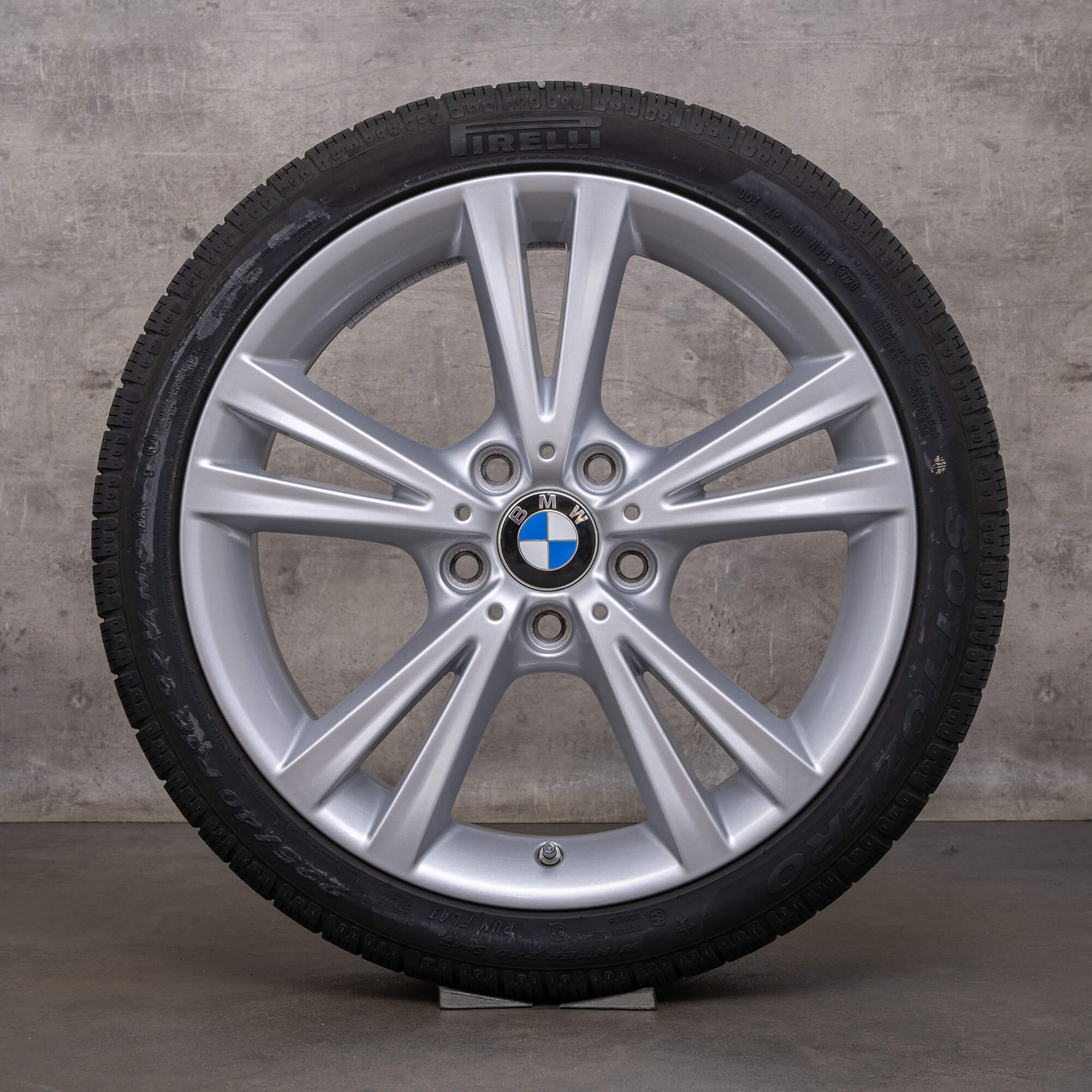 Original BMW 1er 2er Winterräder 18 Zoll F20 F21 F22 F23 Felgen Styling 385 6796212 silber