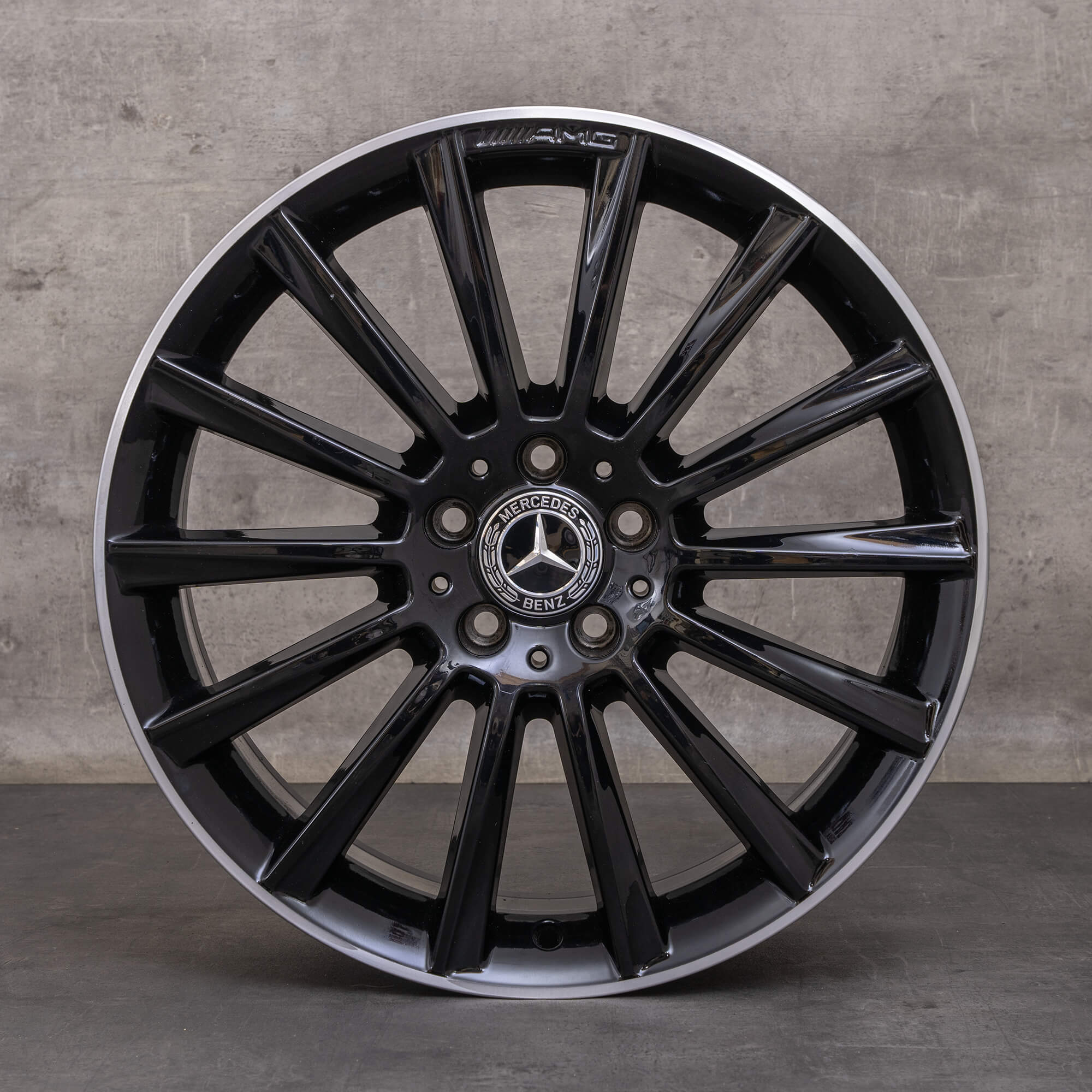 Originale Mercedes Benz C-Klasse AMG fælge 19 tommer W205 S205 C205 A205 A2054011300 A2054011400 sort højglans finish