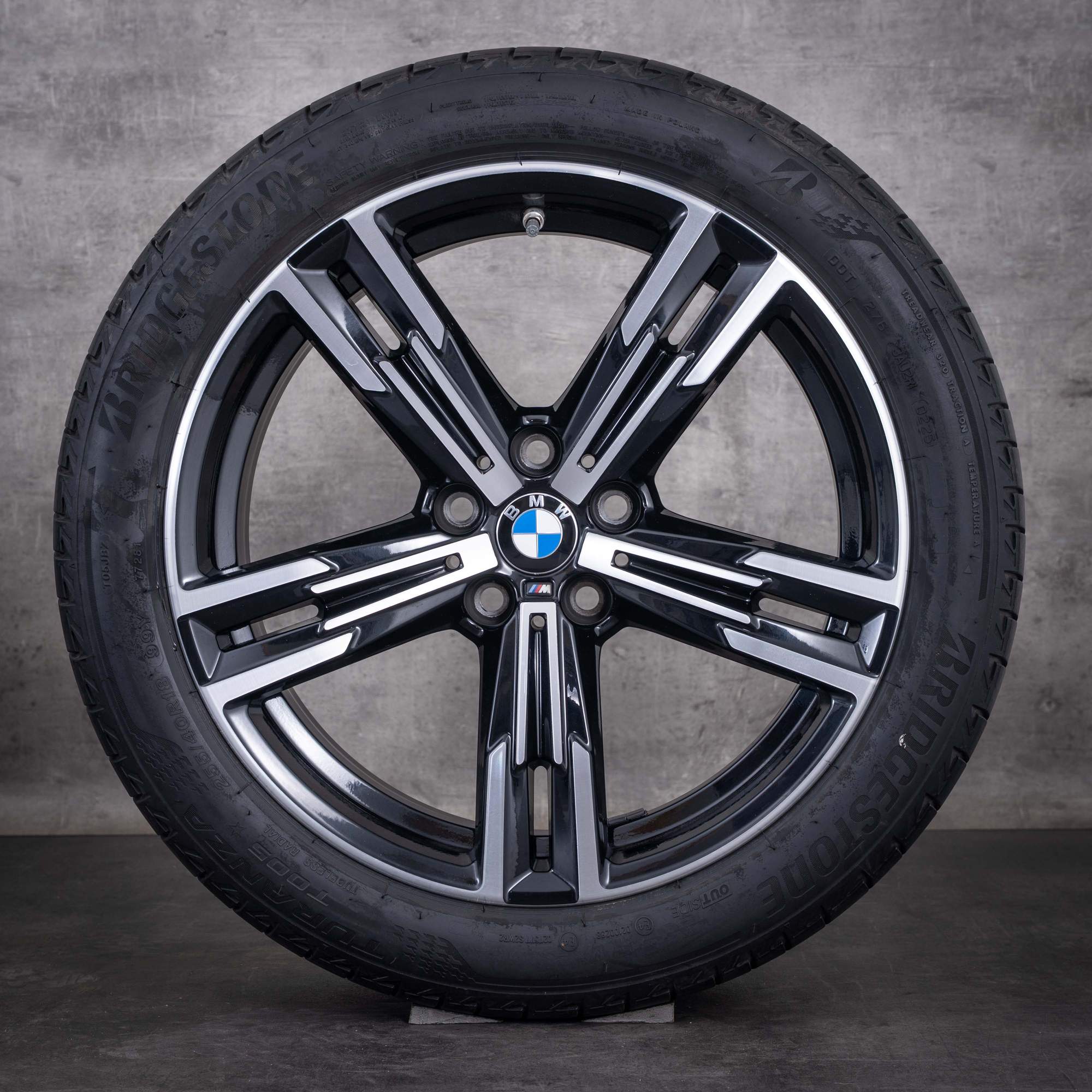 Ruote invernali originali BMW Serie 2 Serie 3 Serie 4 da 18 pollici per G20 G21 G22 G23 G42 Coupé modello Syling 848 M codici 8746631 8746632 nero jet diamantato