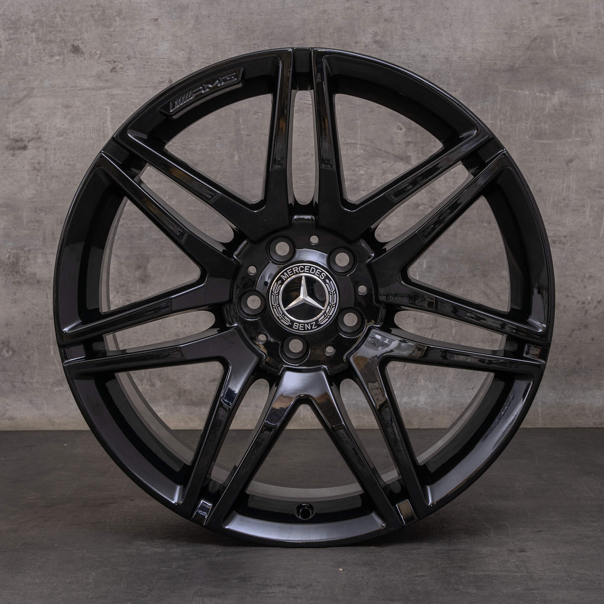 Oryginał Mercedes Benz Klasa E AMG felgi 19 cali W212 S212 A2124014502 A2124014602 czarny błyszczący
