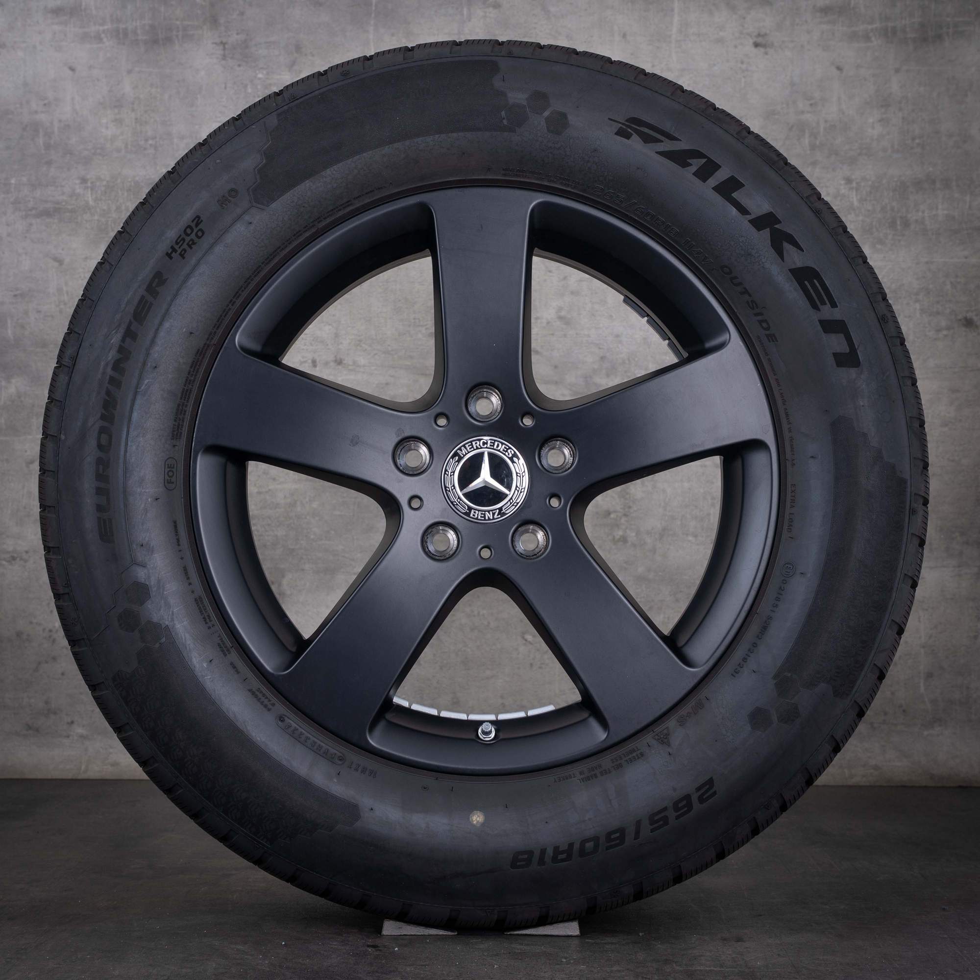 Pneus de inverno originais Mercedes-Benz Classe G 18 polegadas 463A, referência A4634010900, preto mate