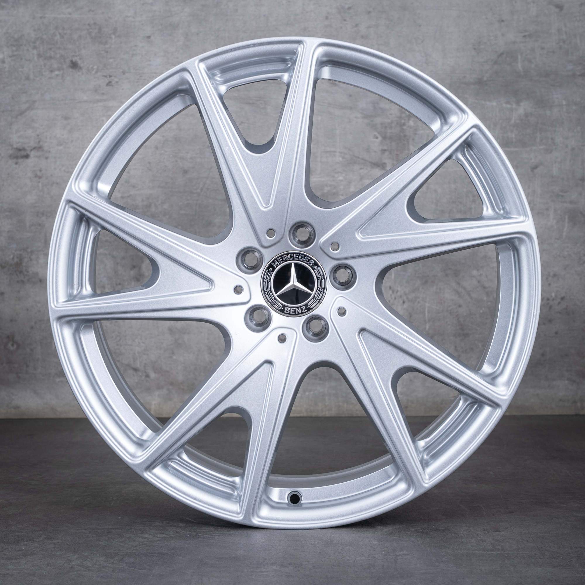 Alkuperäiset Mercedes Benz GLC EQ vanteet 20 tuuman X540 kesäpyörät A5404010400 A5404010500 hopeanvärinen kiiltävä