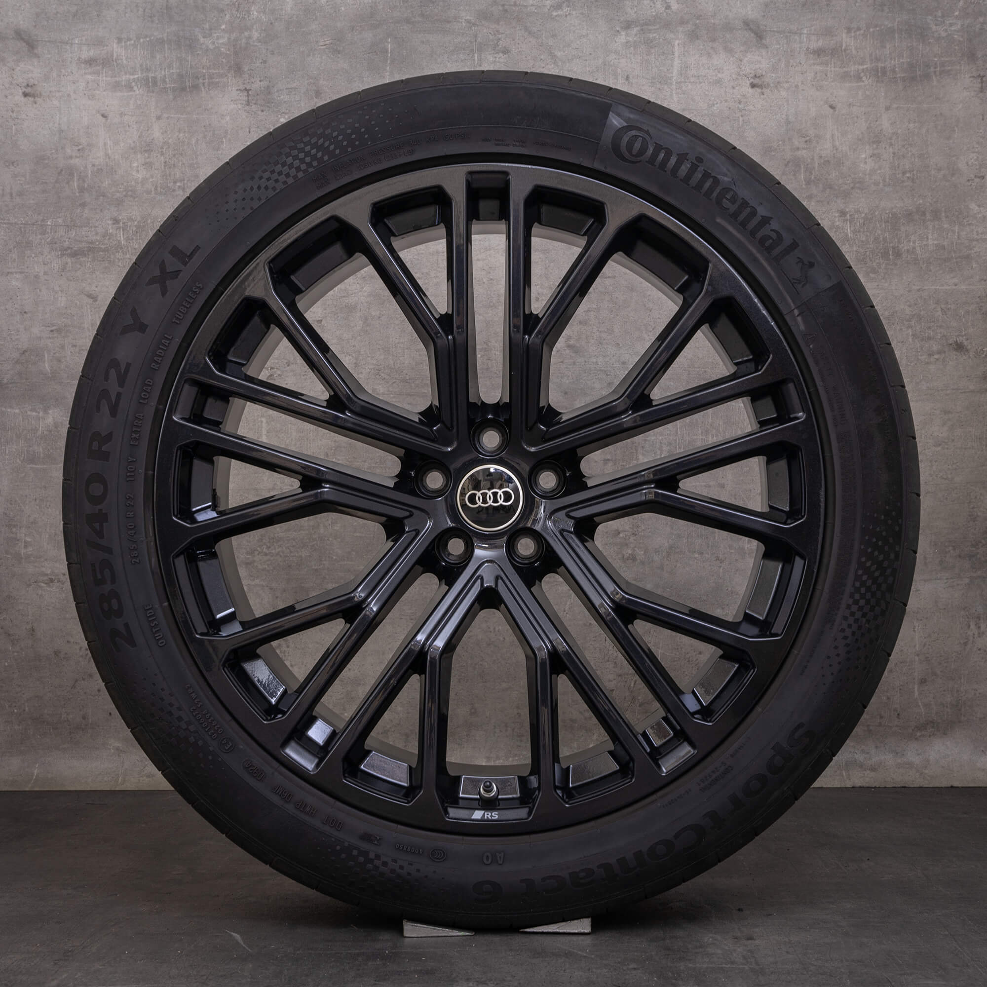 OEM Audi Q8 SQ8 rims 22 inch 4M8 summer wheels 4M8601025BP black metallic