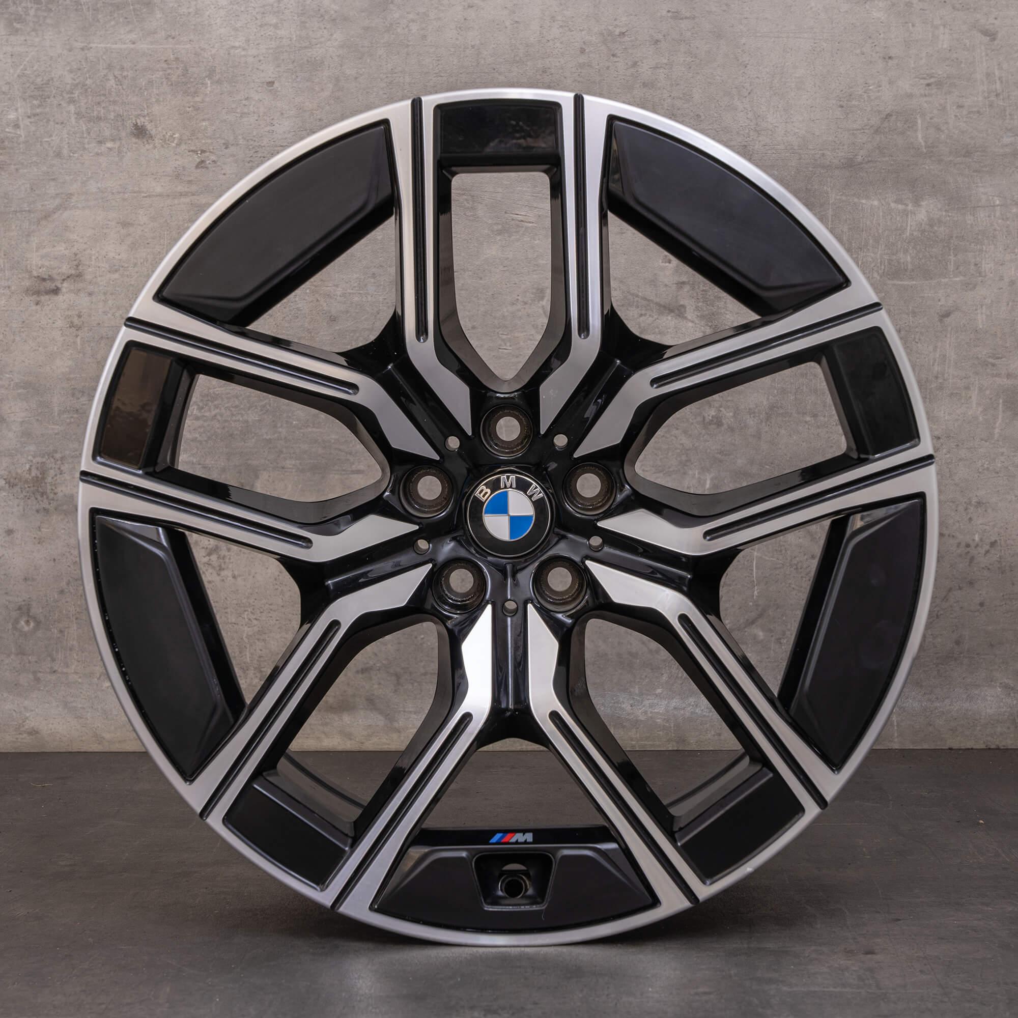 Jantes originais BMW Série 7 i7 de 20 polegadas G70 Styling 907 M 5A19DE8 5A19DE9 preto brilhante torneadas