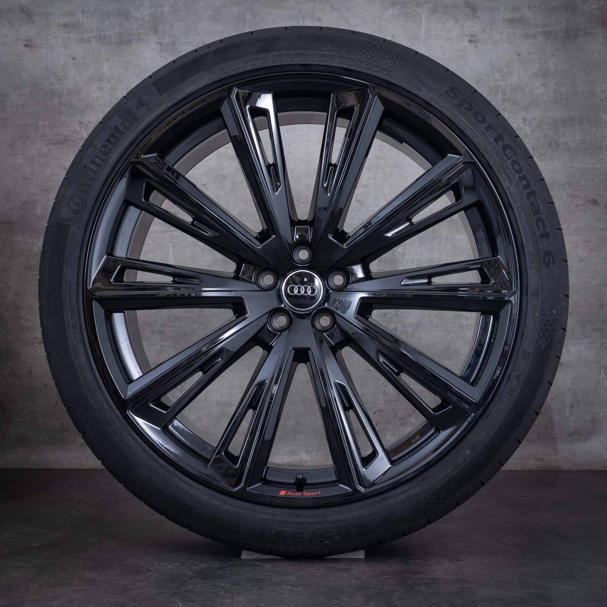 Original Audi Q8 SQ8 Felgen 23 Zoll 4M8 Sommerräder Trapezoid 4M8601025R schwarz glanz