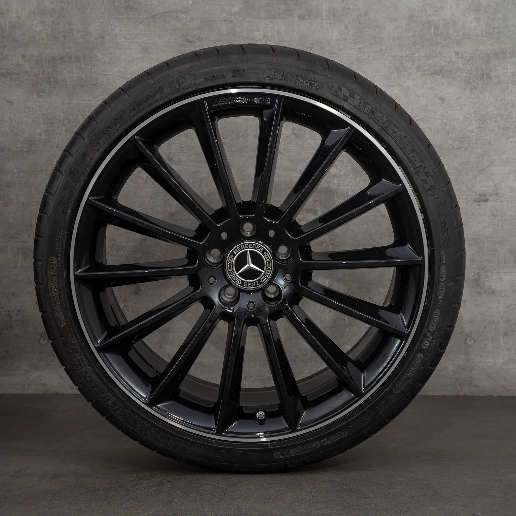 AMG 20 tums fälgar Mercedes Benz CLS C257 Coupe sommardäck sommarhjul