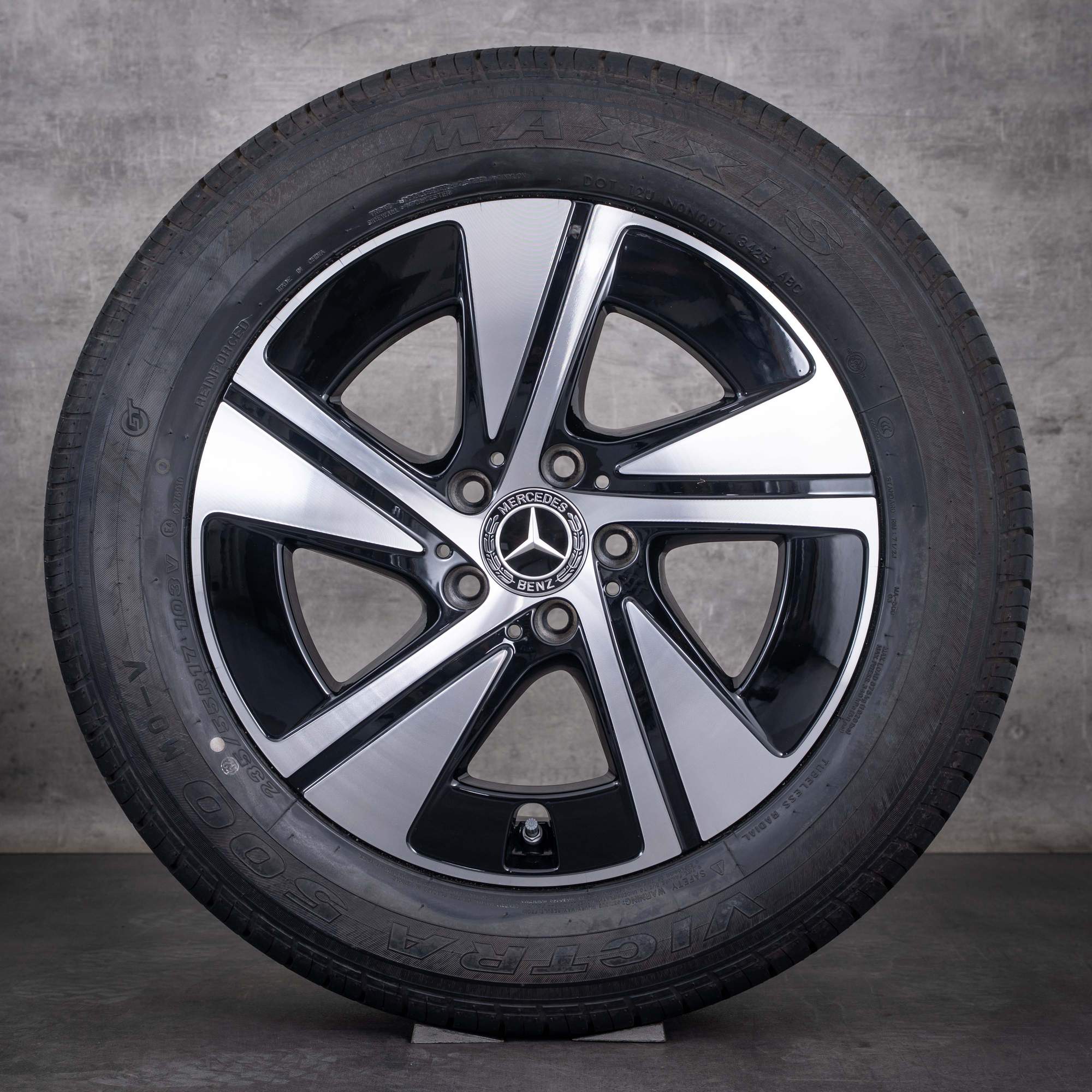 Alkuperäiset Mercedes-Benz V-sarjan Vito-talvirenkaat 17 tuumaa 447-vanteet A4484011400 diamond cut mustat