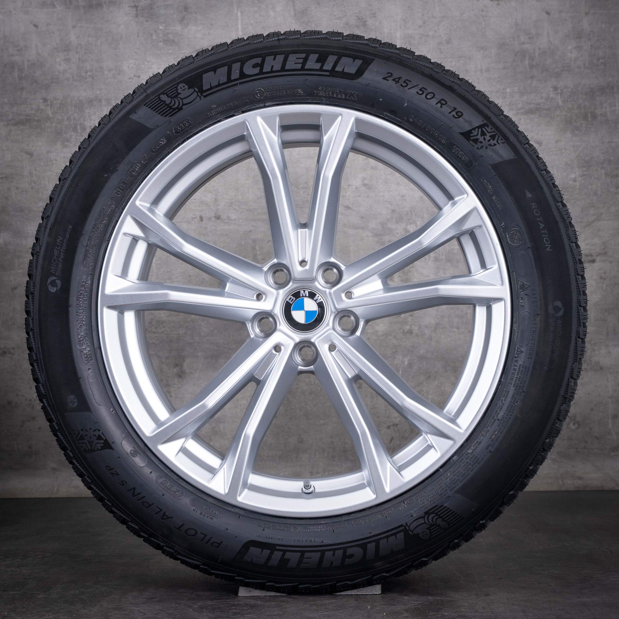 Alkuperäiset BMW 7-sarjan i7 X3 -talvirenkaat 19 tuumaa G70 G45-vanteet Styling 903 5A19DE0 hopea UUDET