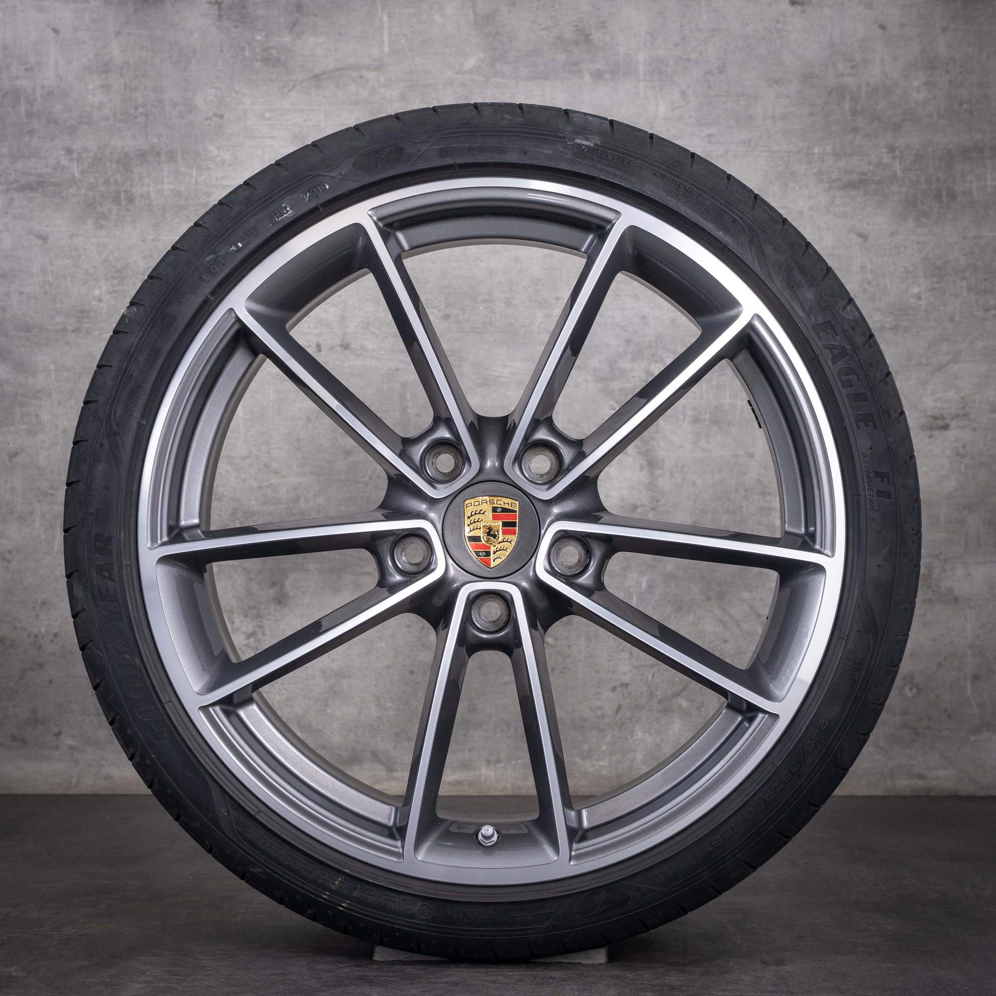 Original Porsche 992 I Sommerräder 20 21 Zoll Carrera S 4 GTS Felgen 992601025H 992601025J titan glanzgedreht
