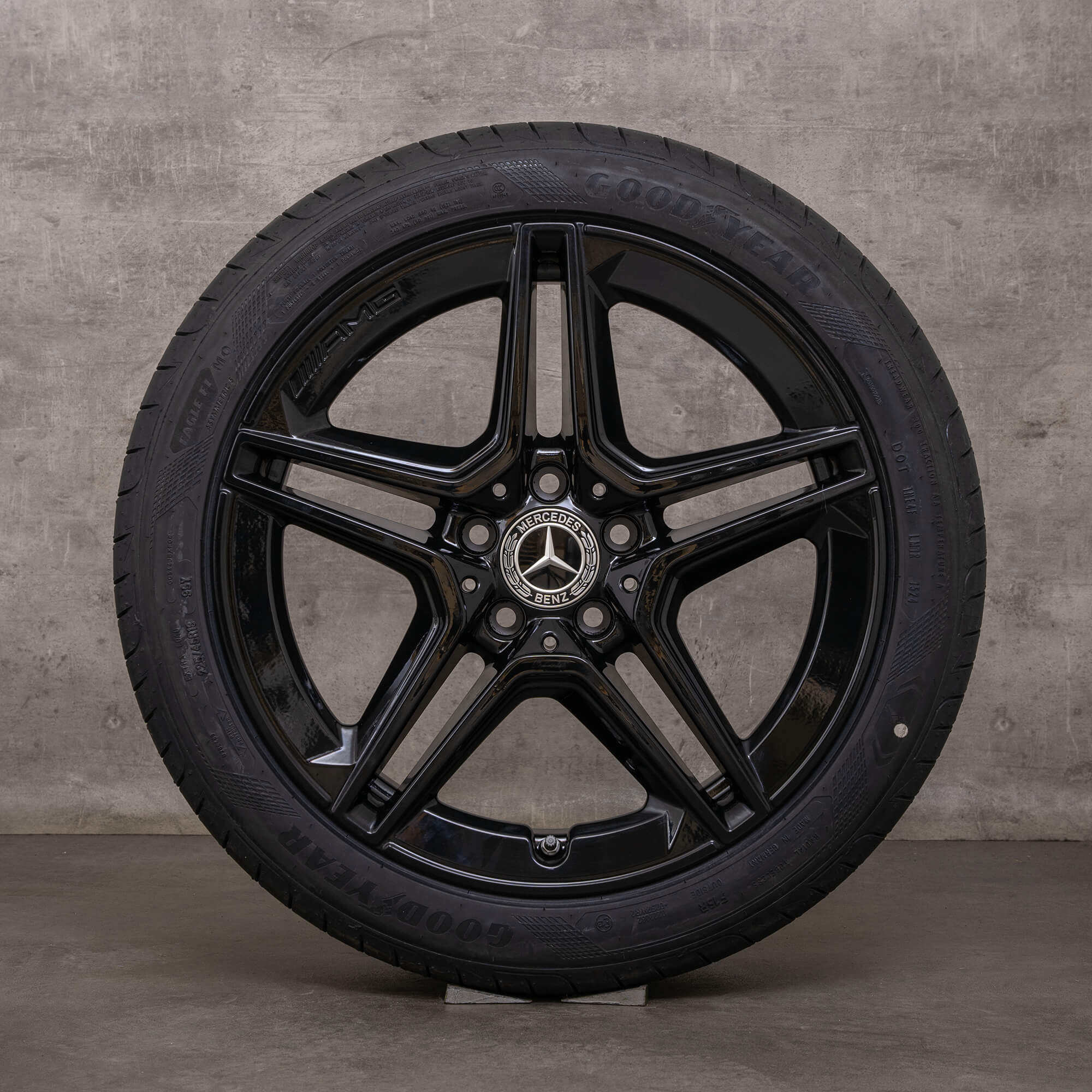 Jantes Mercedes Benz Classe C AMG de 18 polegadas W205 S205 C205 A205 Rodas verão A2054019500 A2054019600 preto alto brilho