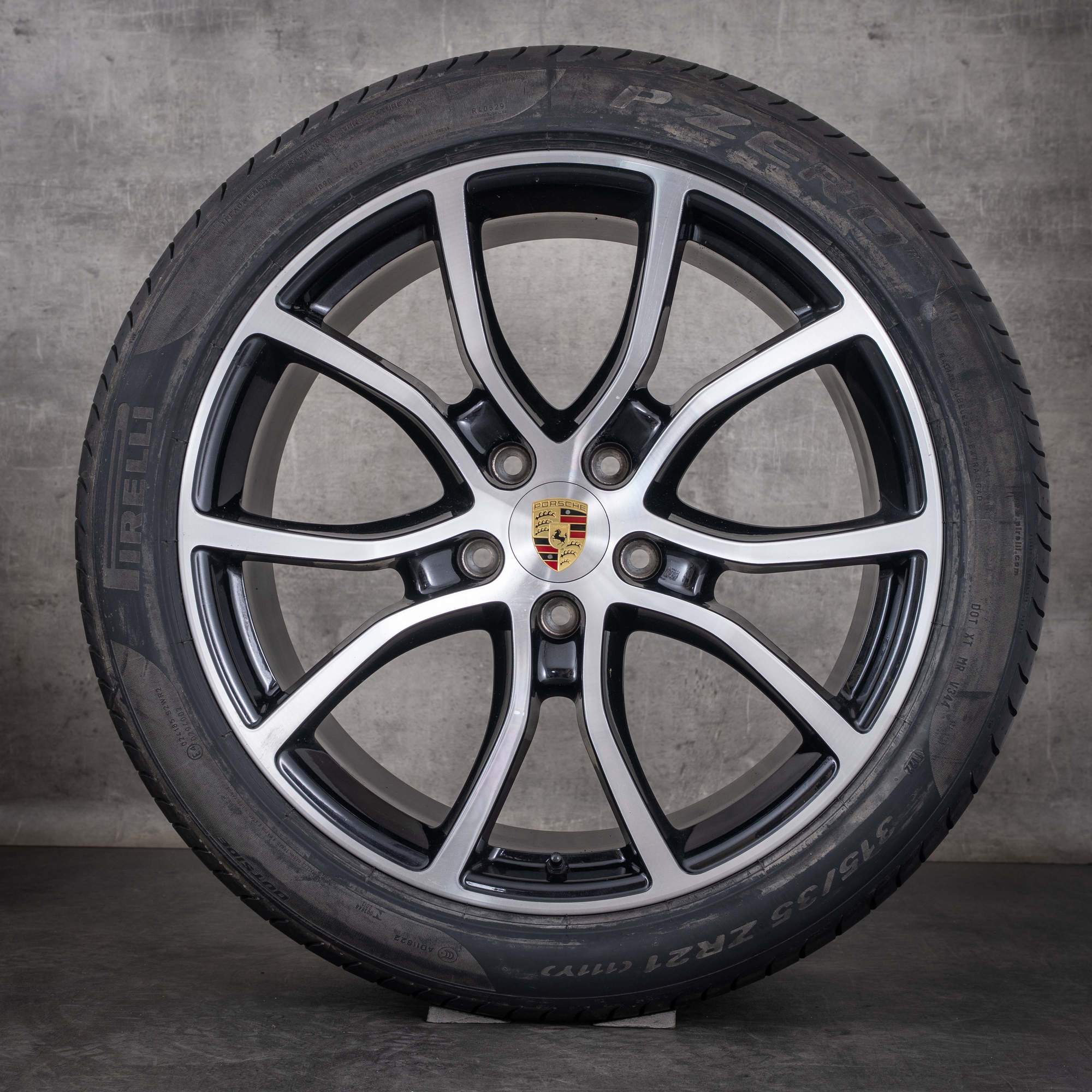 Oryginalne felgi Porsche Cayenne 21 cali 9YA E3 – koła letnie 9Y0601025P 9Y0601025Q, ekskluzywny wzór, czarne, Polerowane na wysoki połysk