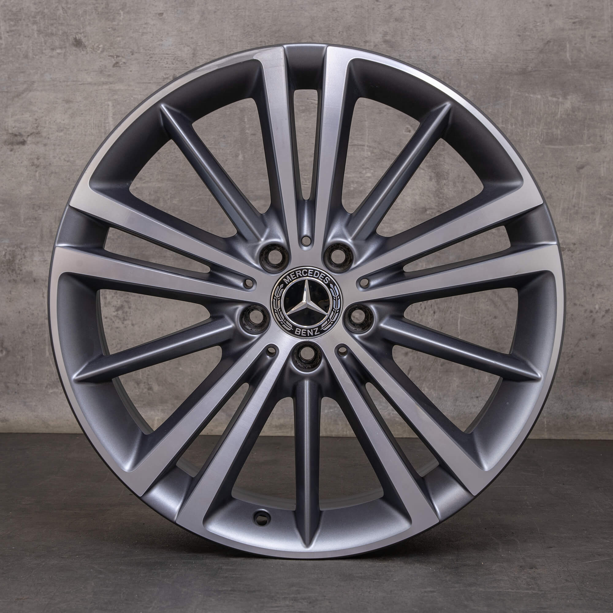 Oryginalne felgi Mercedes Benz CLS 19 cali W257 C257 A2574010300 tytanowy mat polerowane na wysoki połysk