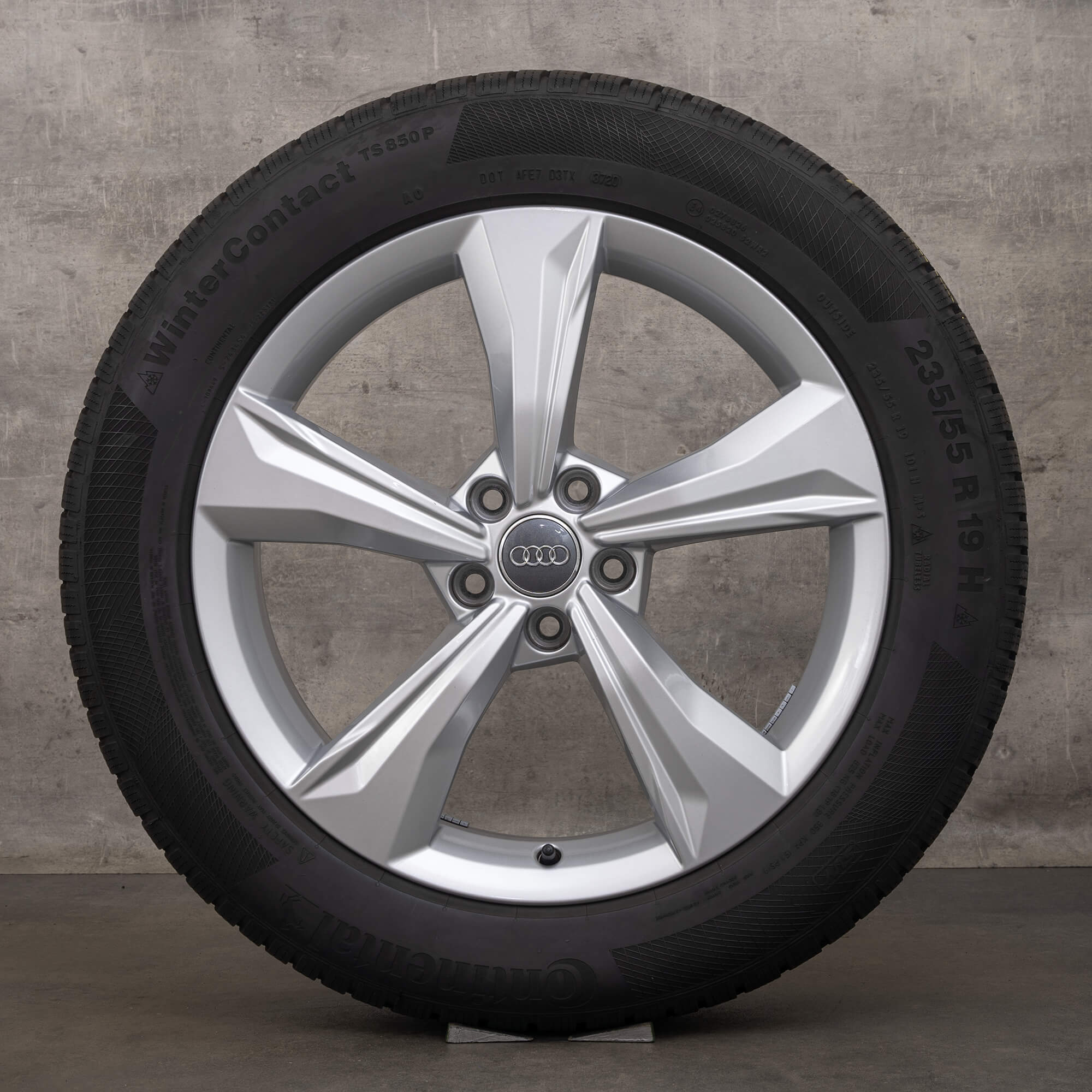 OEM Audi Q5 SQ5 19 inch FY rims winter tires 80A601025K silver wheels