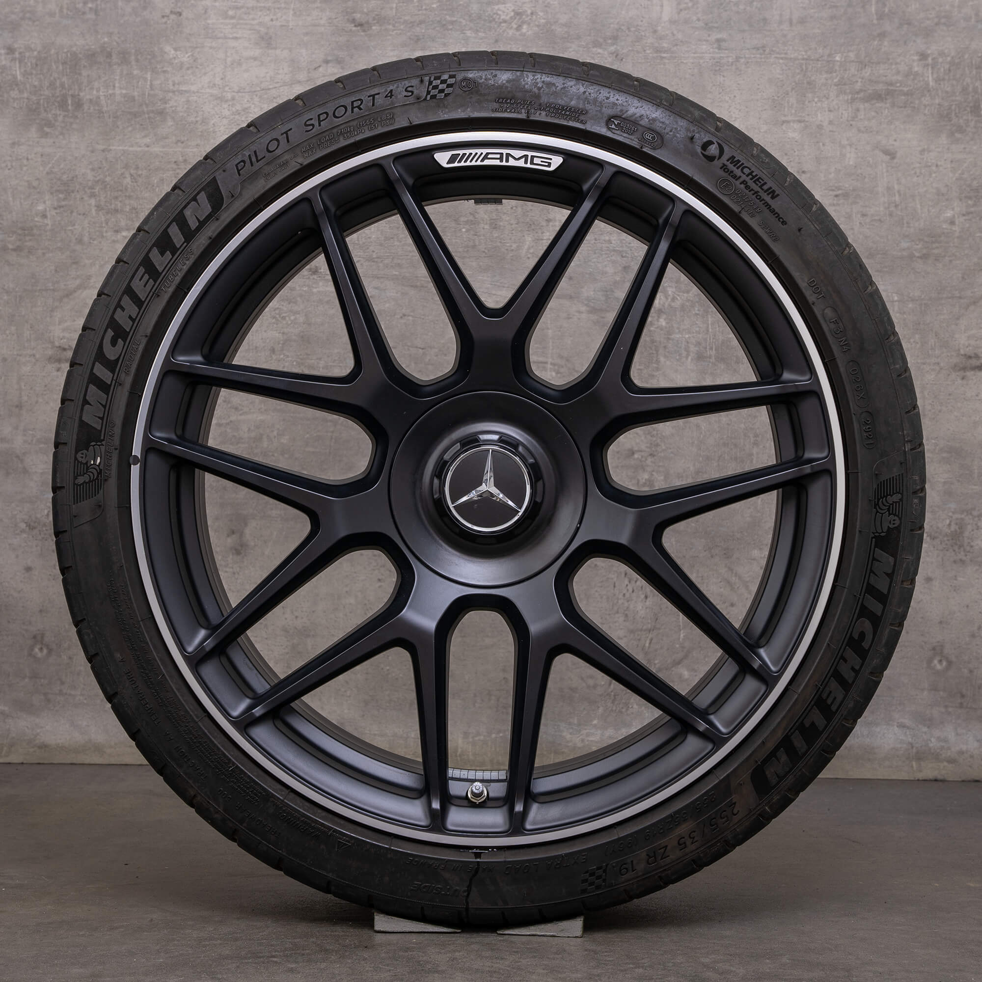 Genuine Mercedes Benz CLA 45 & S AMG ruote 19 pollici C118 X118 estive A1774012400 nero cerchio lucido tornito