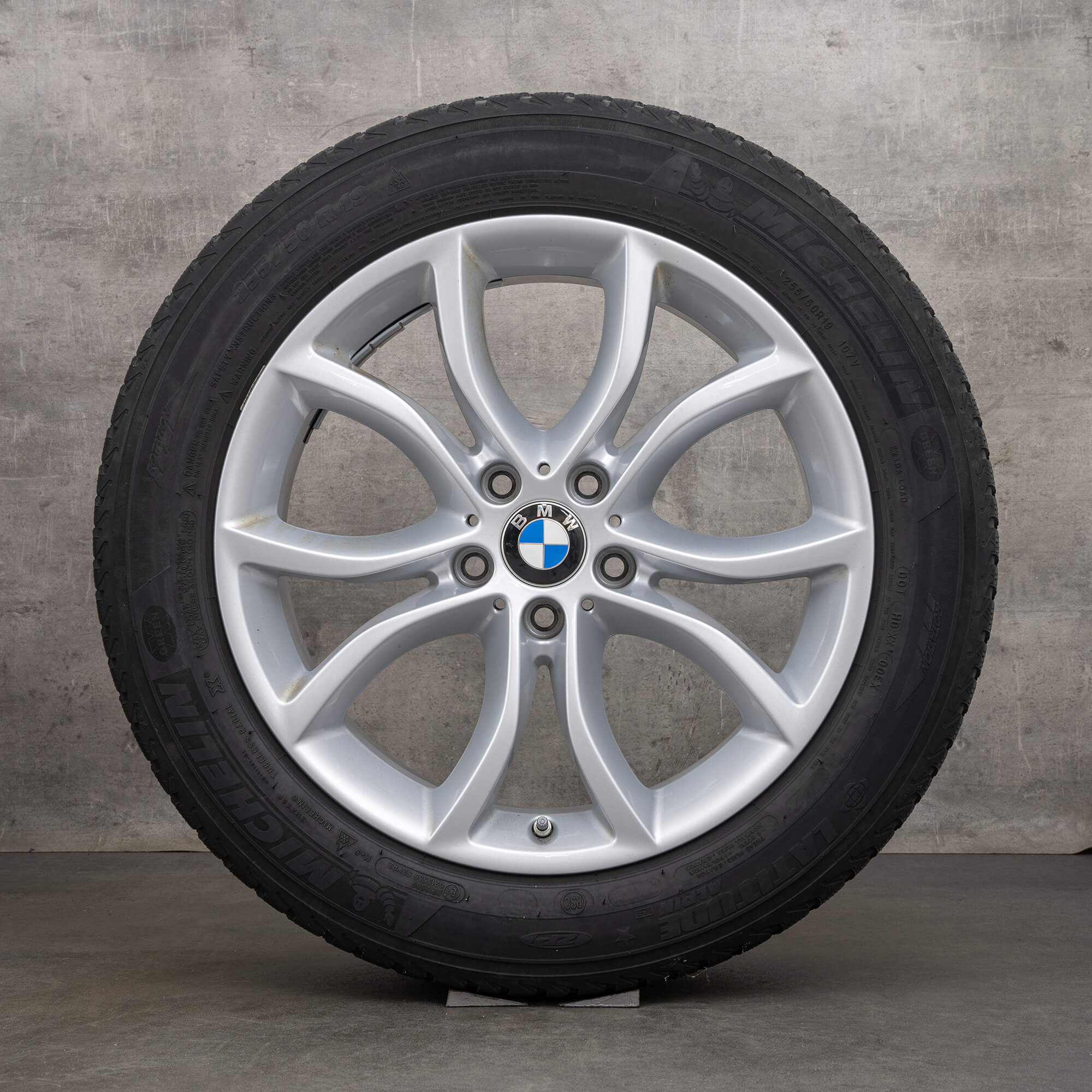 BMW X6 F16 E71 vinterhjul 19 tums fälgar styling 594 vinterdäck