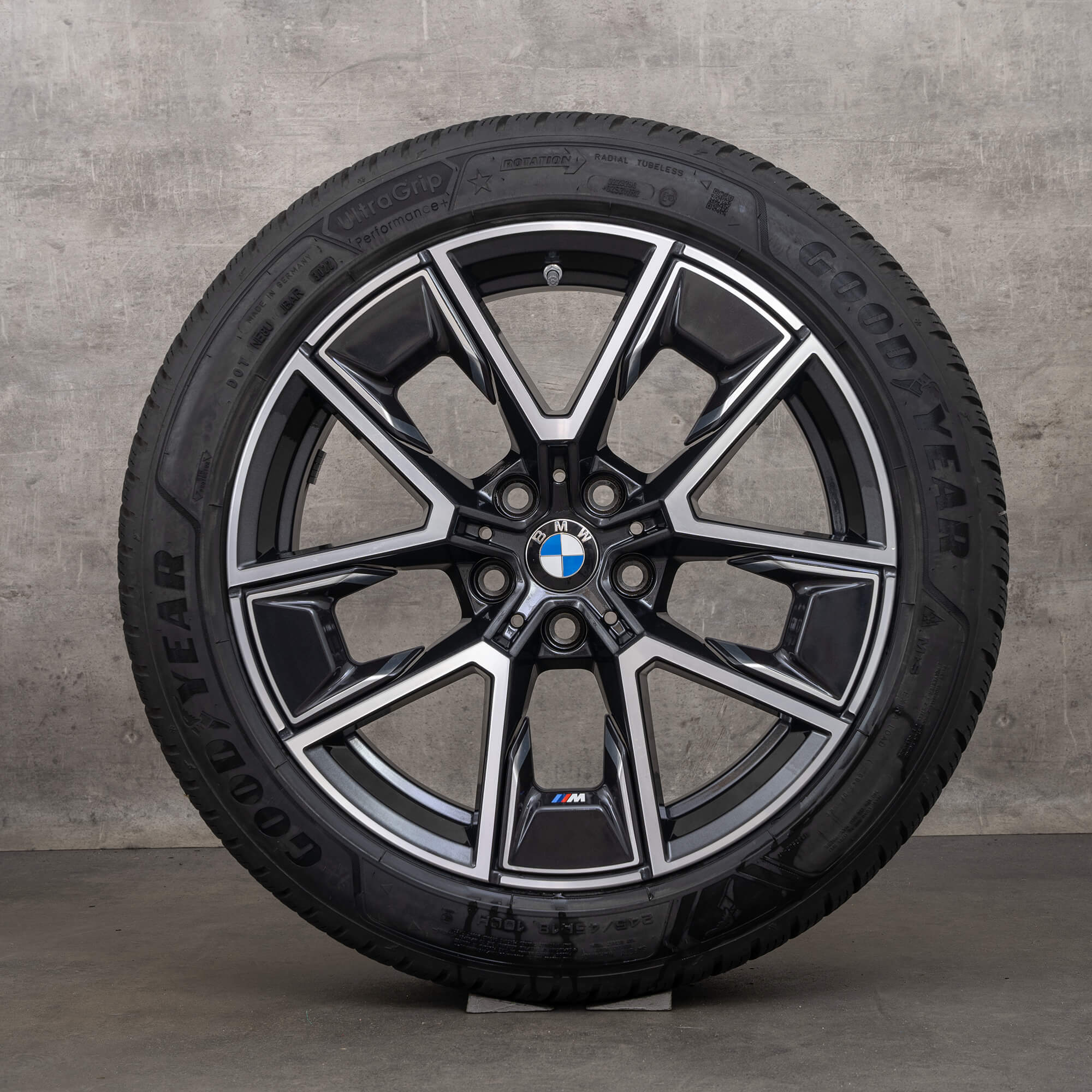 OEM BMW 4 Series i4 G26 Gran Coupe 18 inch winter tires 858 rims 8747286