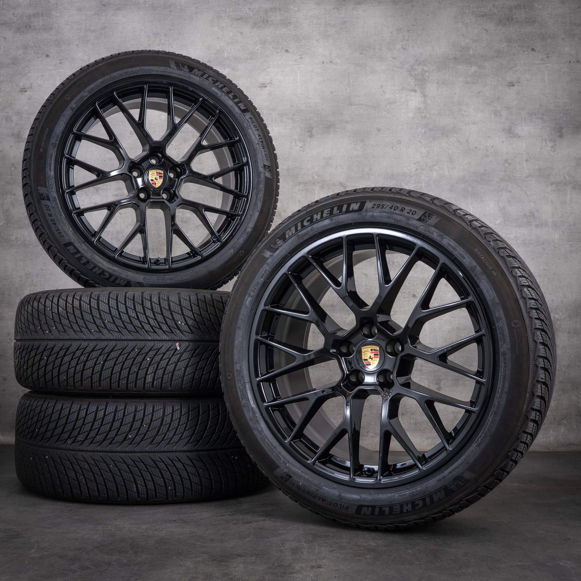 Original Porsche Macan I & II Winterräder 20 Zoll Felgen RS Spyder 95B601025BF 95B601025BG schwarz glanz