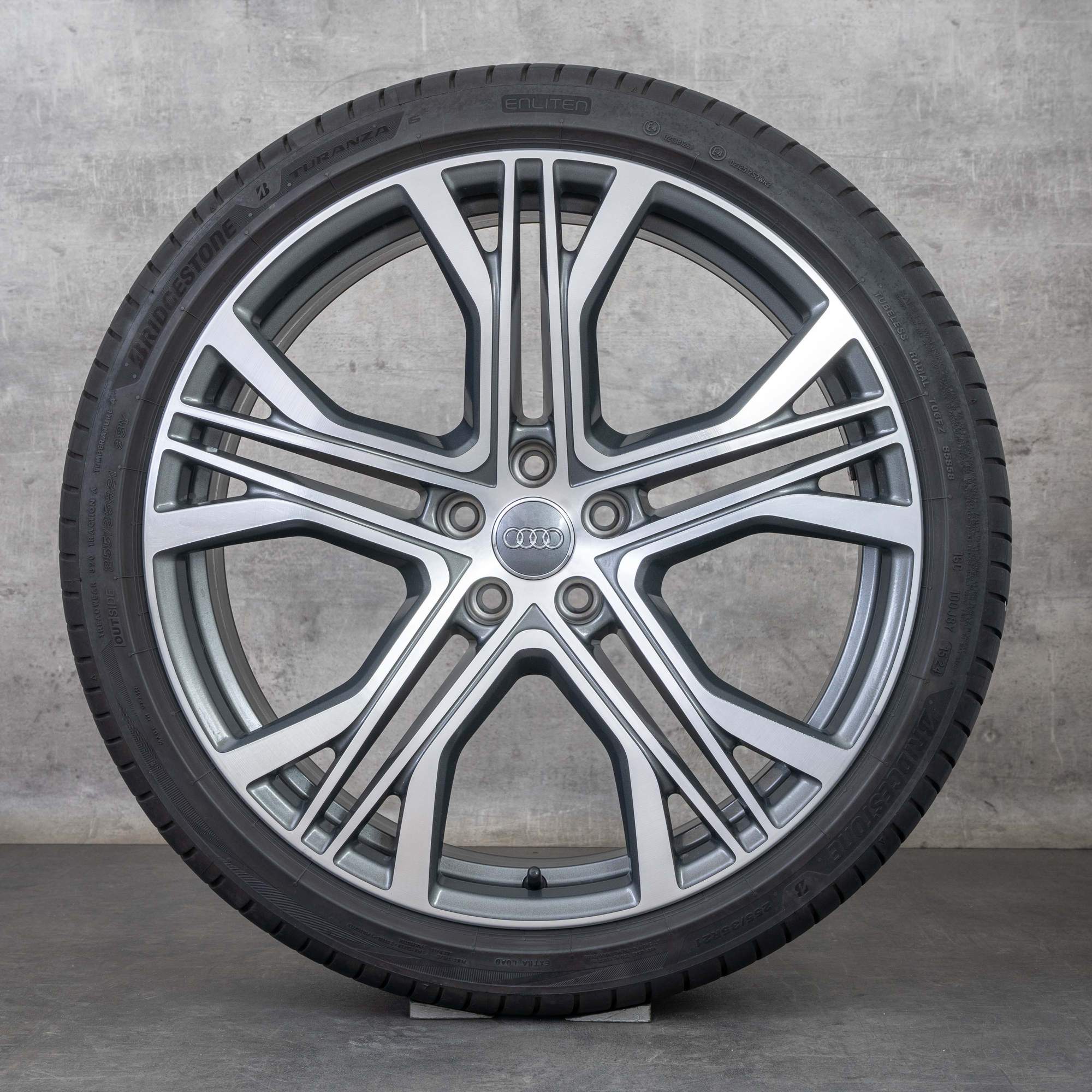 Oem Audi A7 S7 jantes 21 pouces 4K C8 pneus été 4K8601025AA titane poli