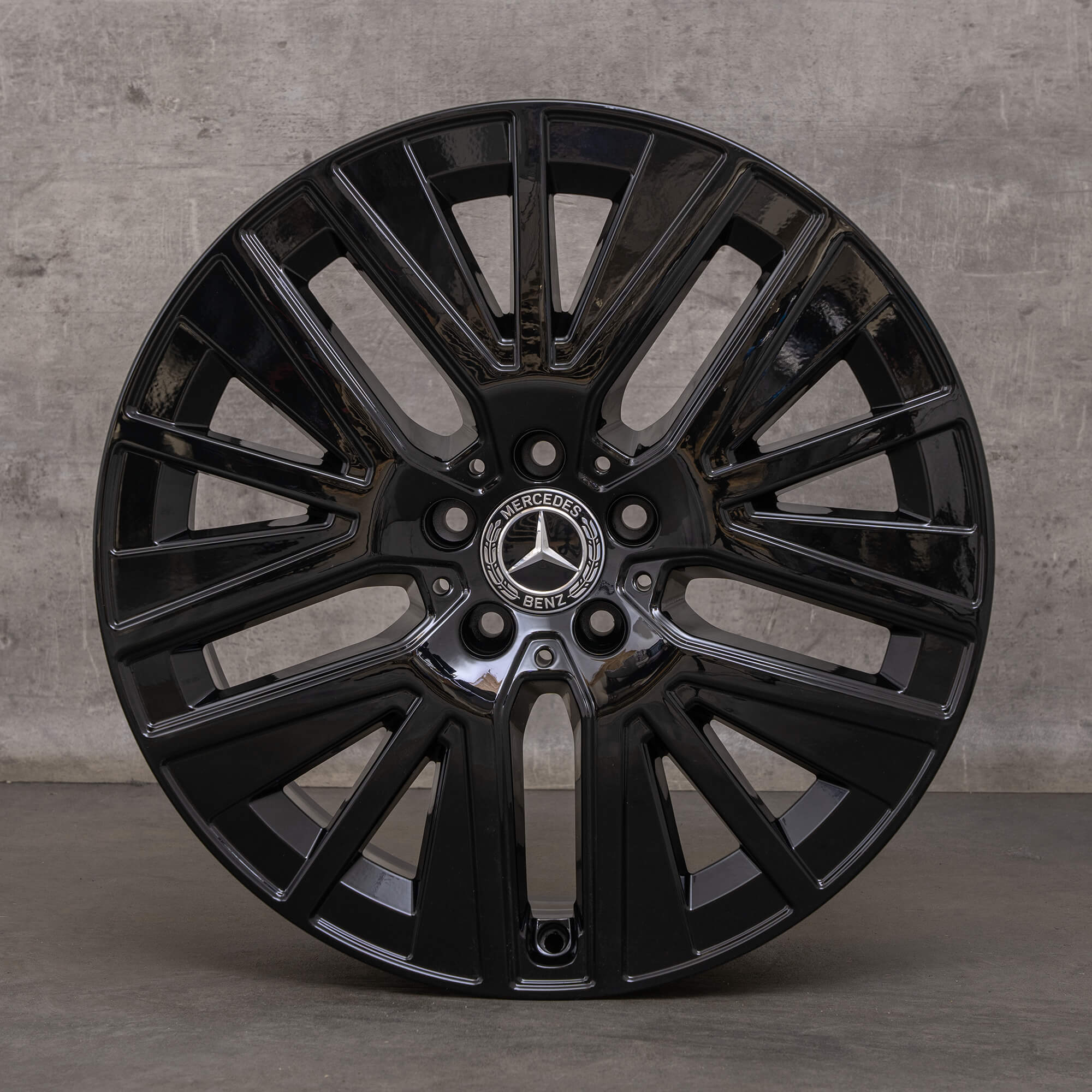 Originální disky Mercedes Benz třídy E ALL-Terrain 19" X213 alu kola z lehké slitiny A2534014900 černá lesklá 8x19 ET38