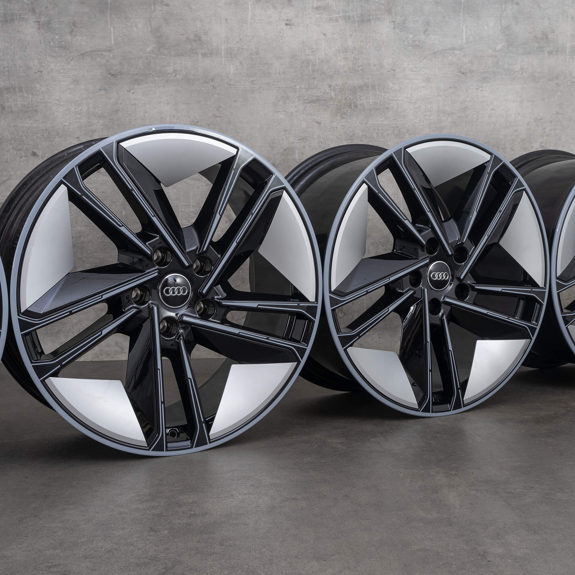 Audi 21 inch velgen e-tron GT RS FW concaaf design 4J3601025L 4J3601025M NIEUW