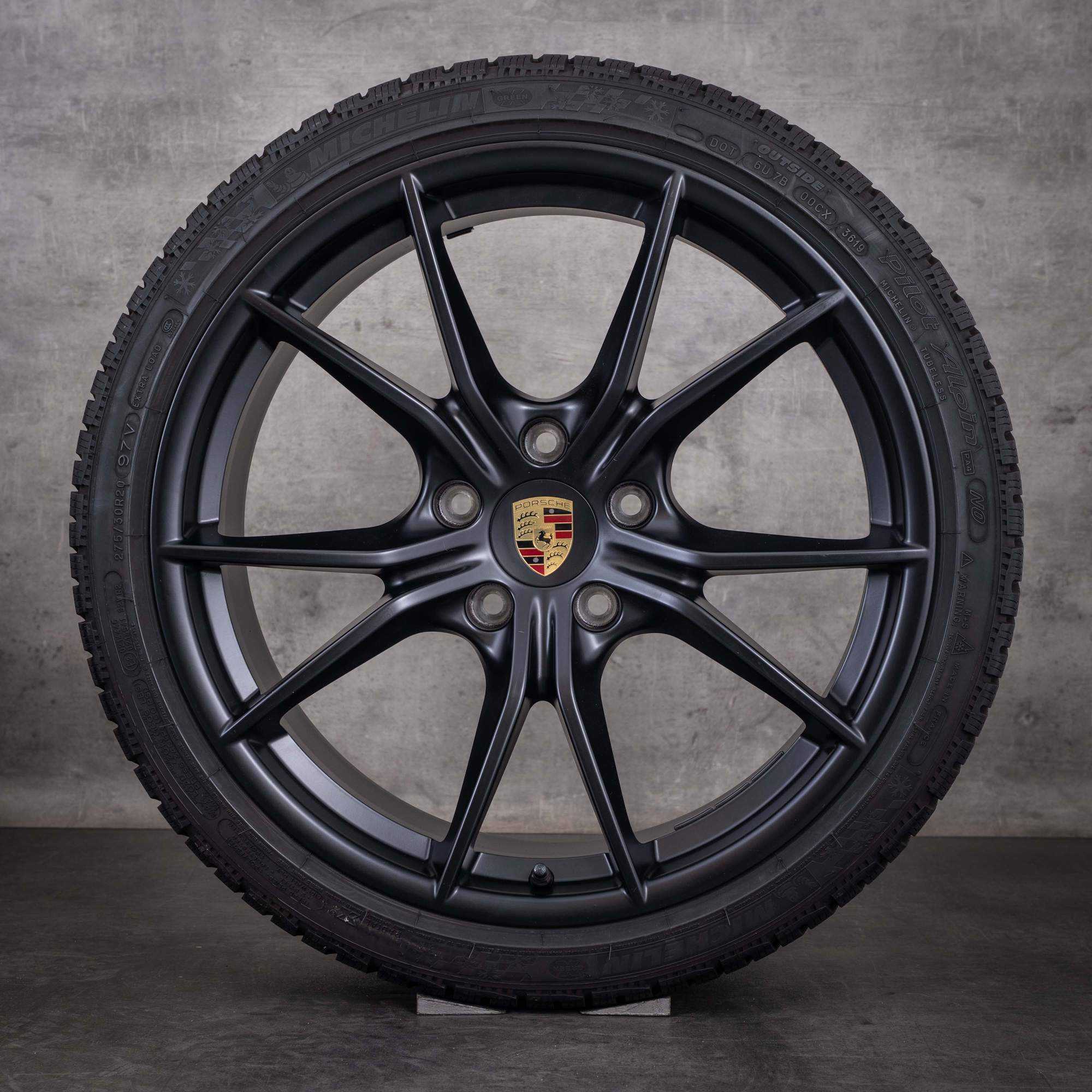 Oryginalne koła zimowe do Porsche Boxster Cayman 718 20 cali felgi 982 GT4 98204460010 matowa czerń