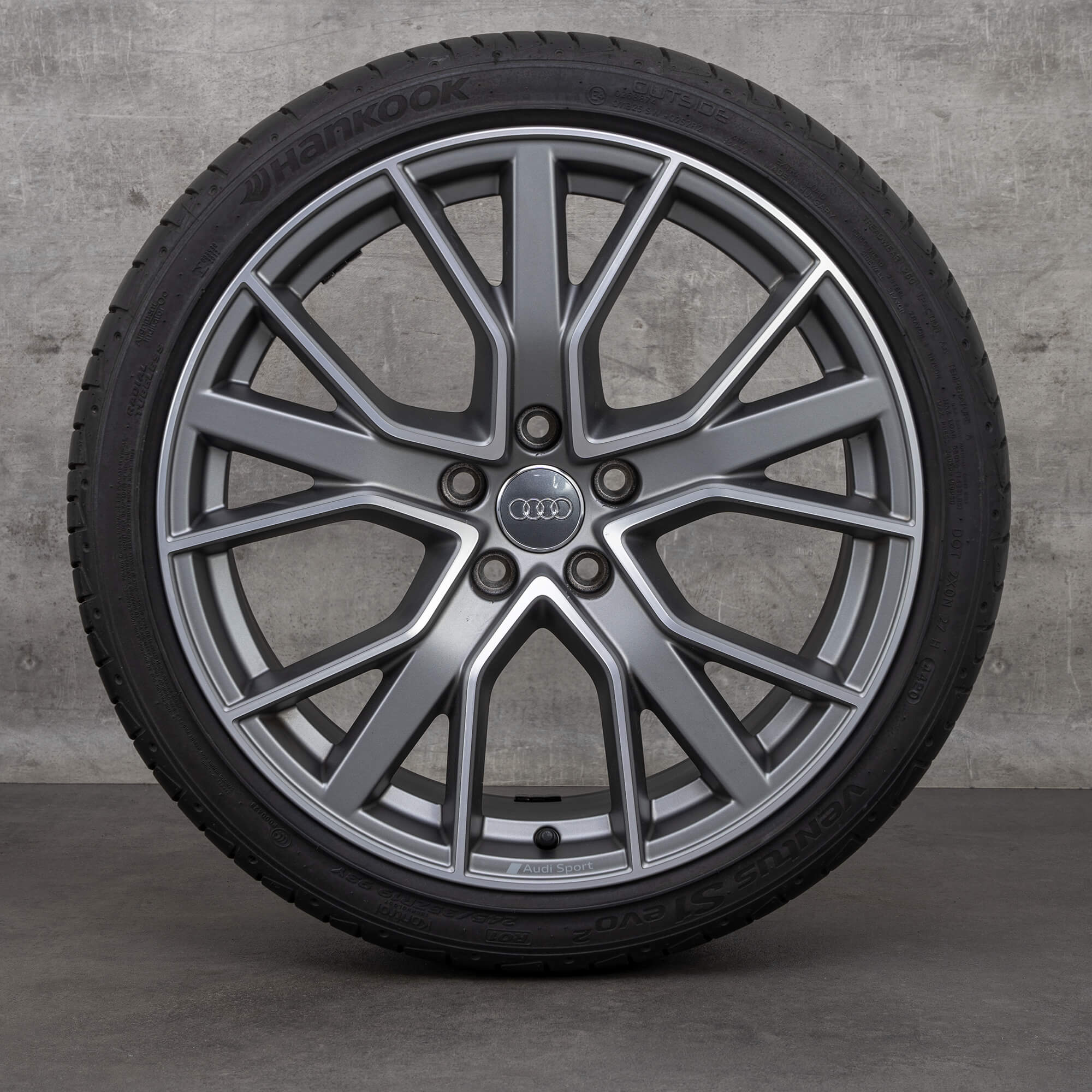 Audi 19 inch rims A4 S4 B9 8W 8W0601025DH summer tires wheels 6 mm