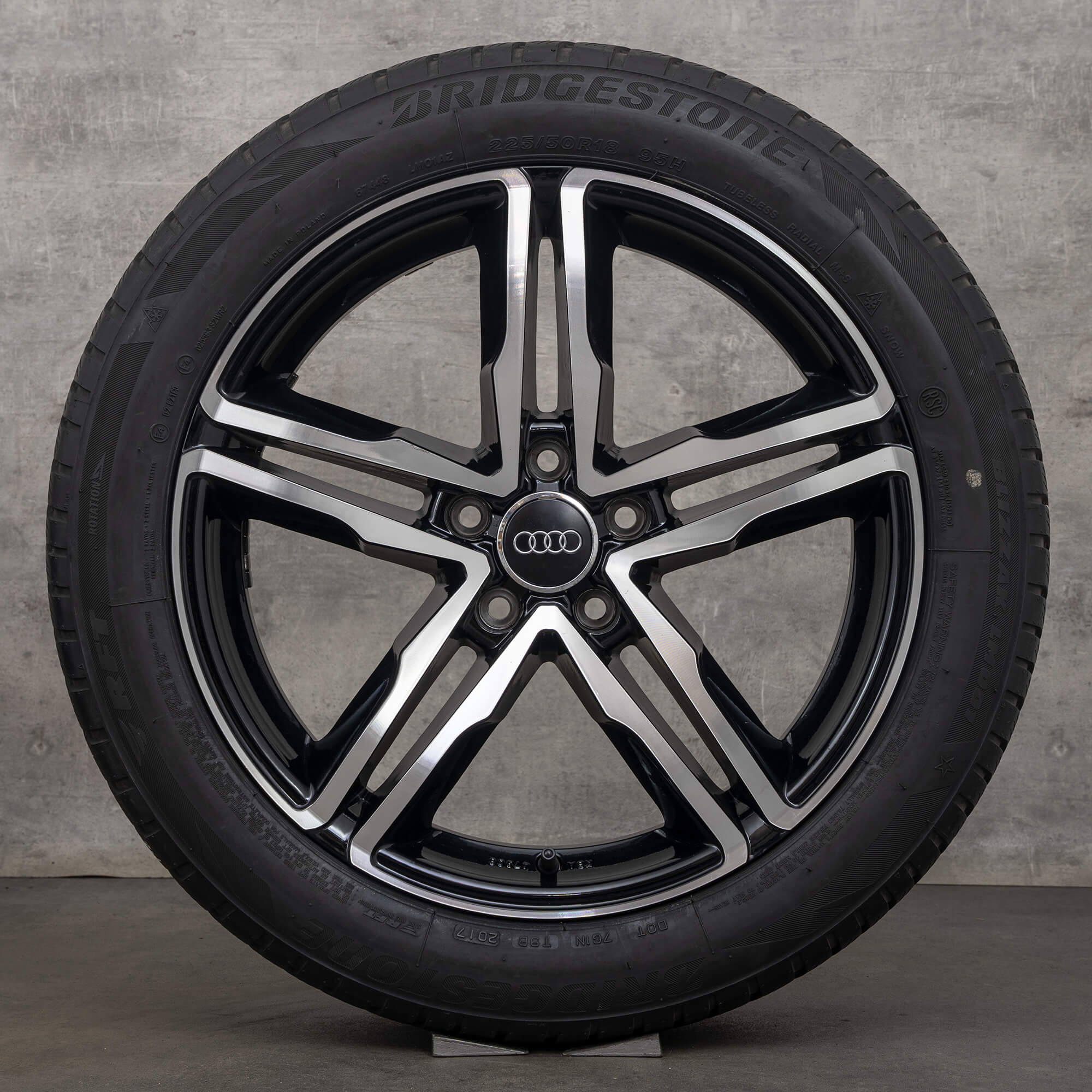 Audi A6 4G RSQ3 8U vinterhjul vinterdäck 18 tums aluminiumfälgar KBA47966