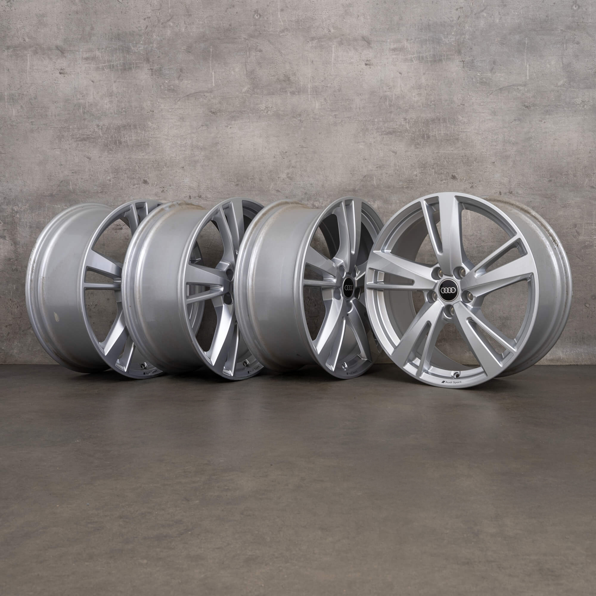Genuine Audi RS3 cerchi 19 pollici 8V Blade 8V0601025FJ argento nuovo