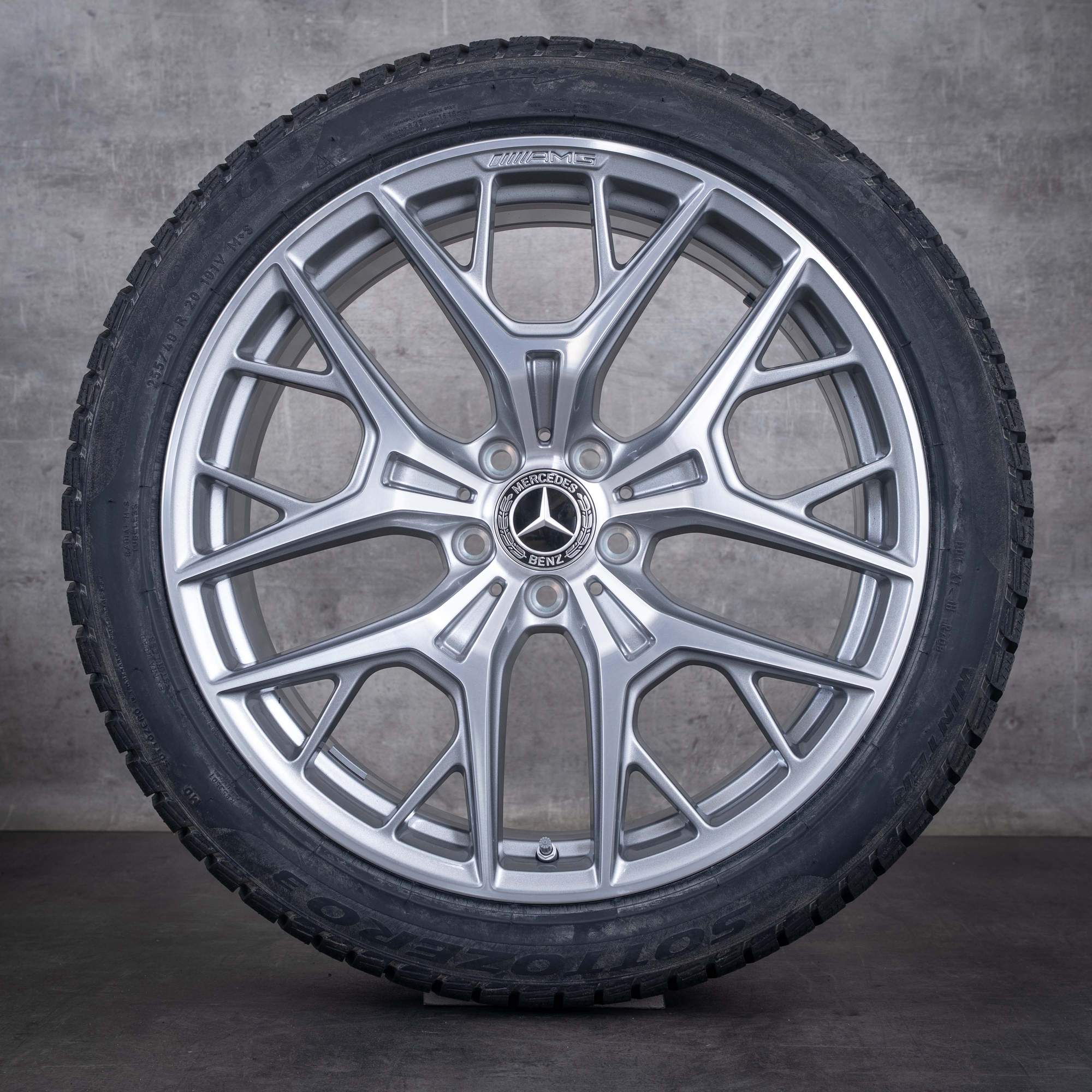 Original Mercedes-Benz S-Klass AMG vinterhjul 20 tum W223 V223 fälgar A2234018400 A2144015500 himalaya grey frontpolerad NYA