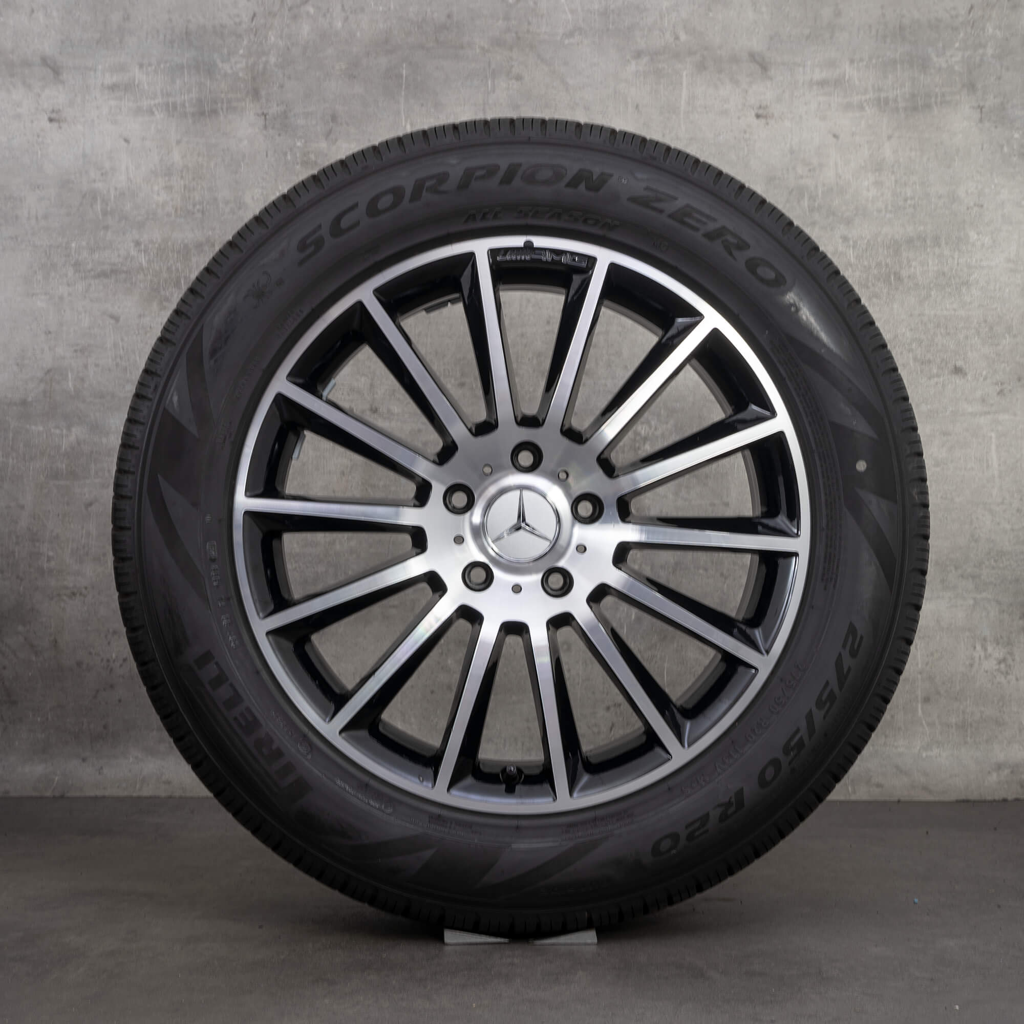 AMG 20 Zoll Mercedes W463A Allwetterreifen Ganzjahresreifen A4634011700 NEU0