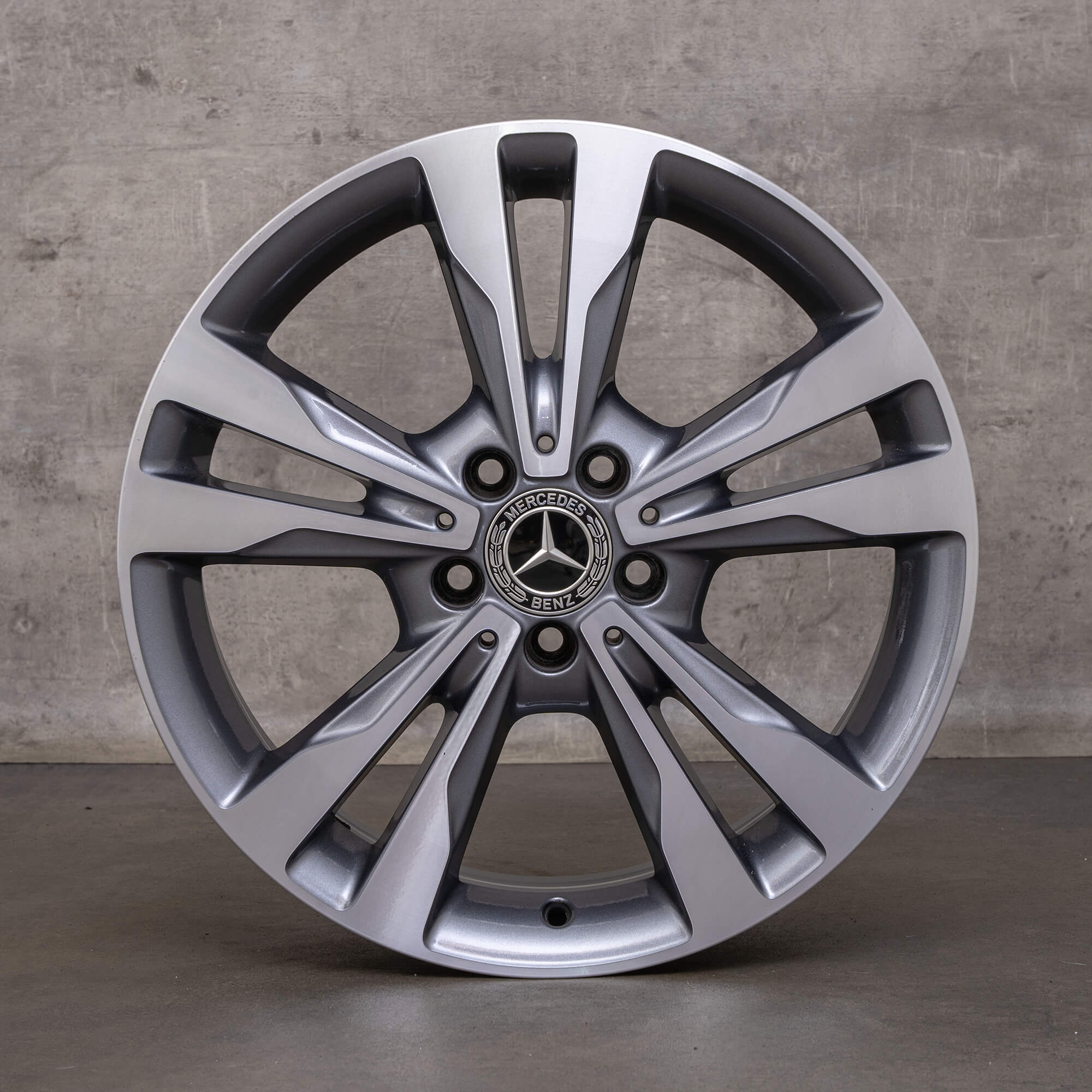 OEM Mercedes Benz C-Class rims 18 inch W205 C205 S205 A205 A2054012802 himalaya gray glossy turned