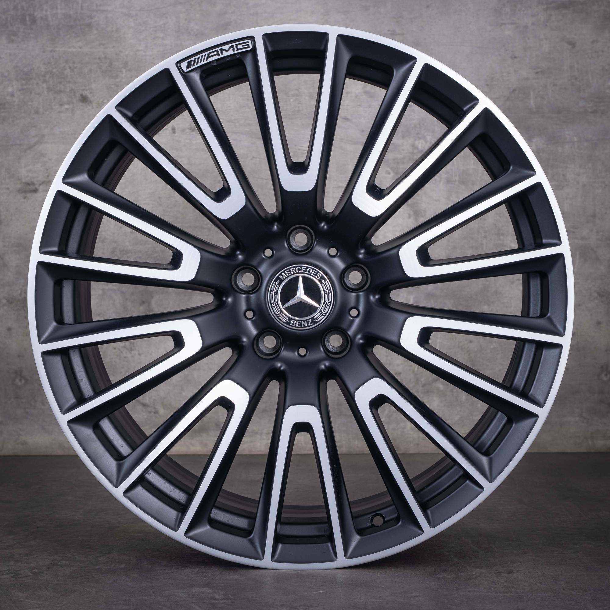 OEM Mercedes-Benz G-Class G 63 AMG 22inch rims W465 W463A A4654011000 Black Satin Matte diamond cut