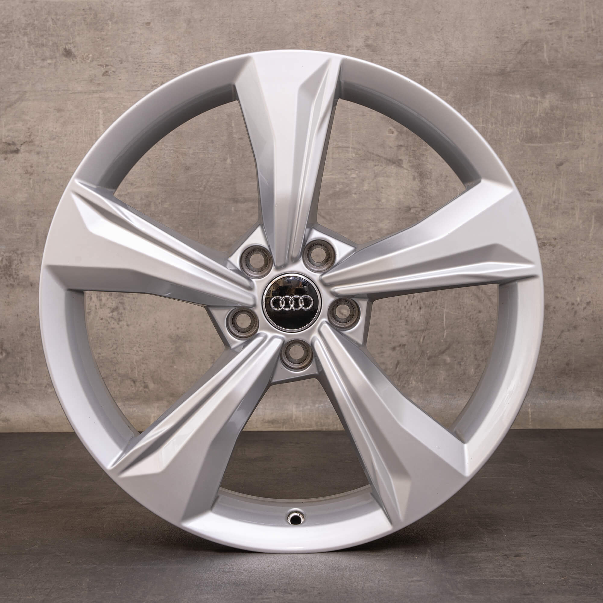 OEM Audi Q5 SQ5 Rims 19 inch FY 80A601025K Dynamic Design silver