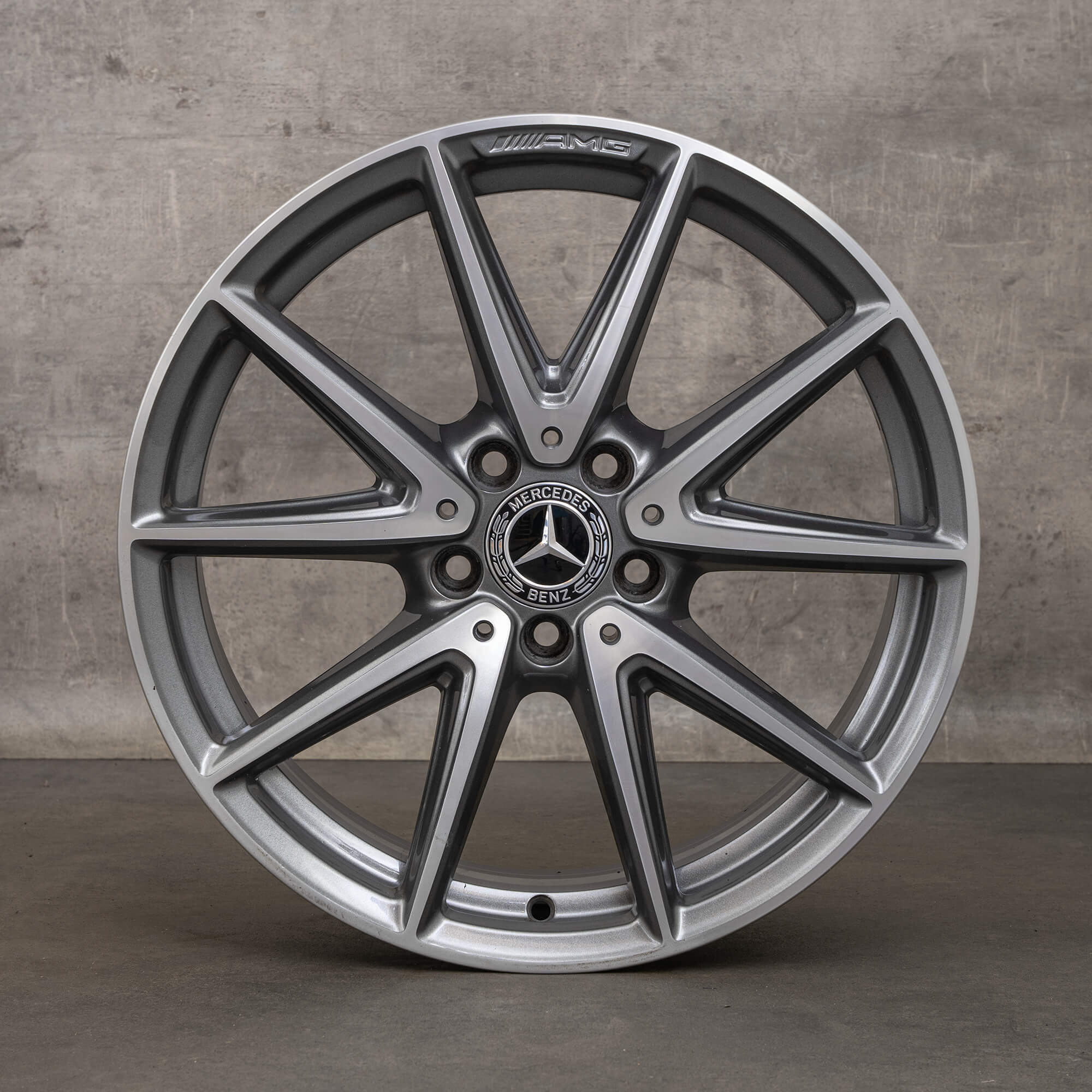Original AMG Mercedes Benz A-Klasse A45 CLA45 Felgen 18 Zoll 250 Sport W176 W117 Sommerräder A1764010800 himalaya grey glanzgedreht