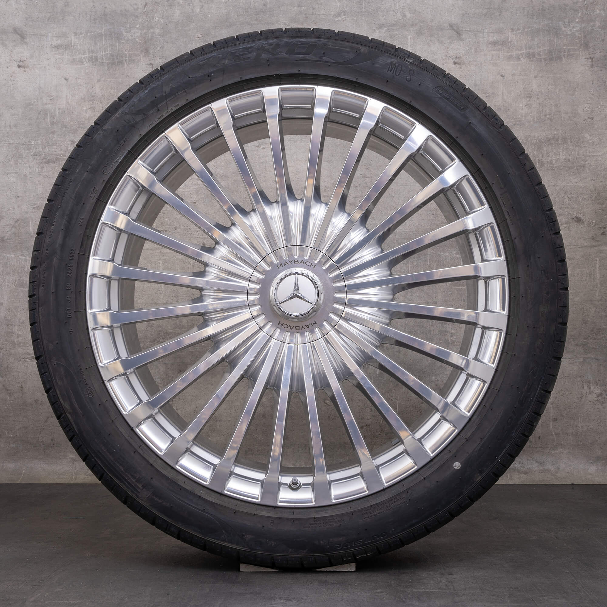 Orijinal MAYBACH GLS 600 jantlar 23 inç X167 yaz jant lastikleri A1674011600 A1674011700 krom