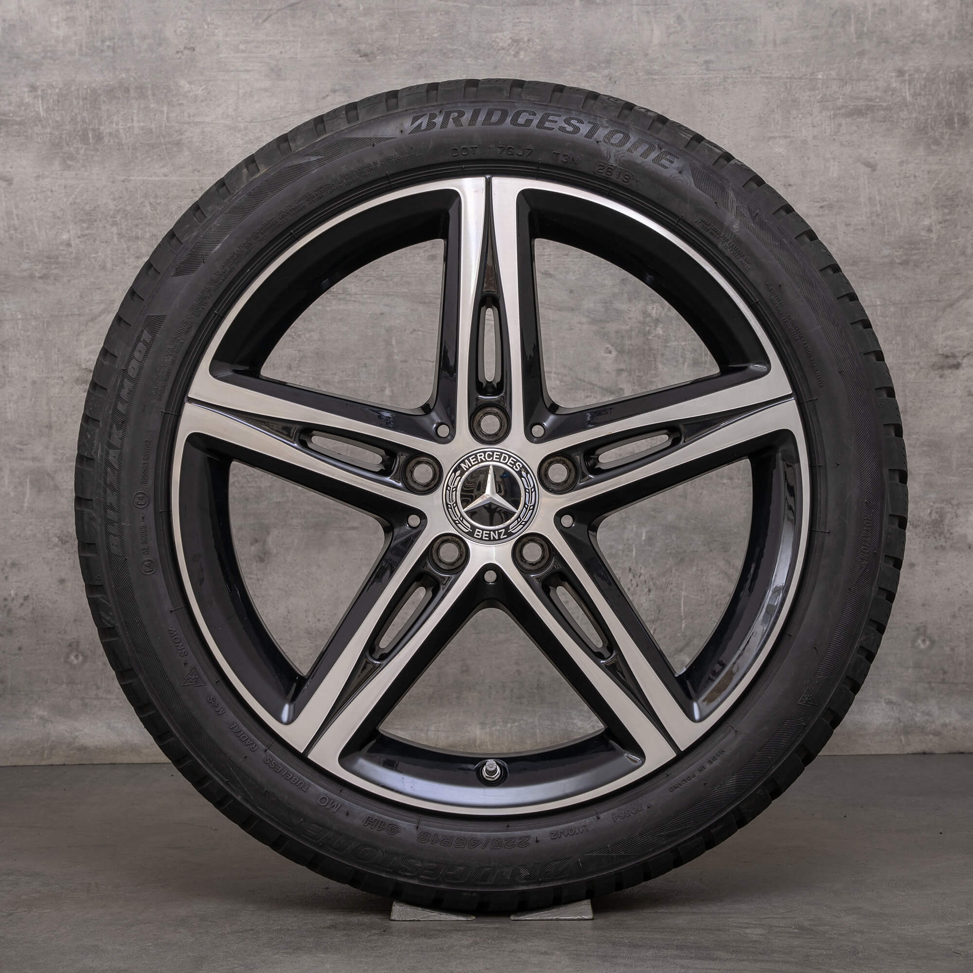 Genuine Mercedes Benz Clase A B CLA AMG neumáticos de invierno 18 pulgadas W177 V177 W247 W118 X118 C118 llantas A1774010700 negro brillante torneado