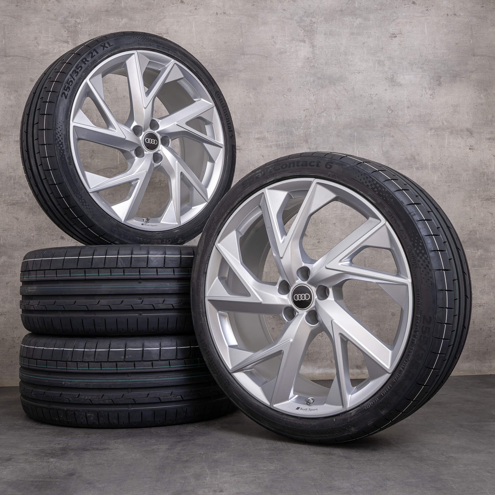 Original Audi RS Q3 & Sportback fälgar 21 tum F3 sommarhjul 83A601025AD Trigon silver NY