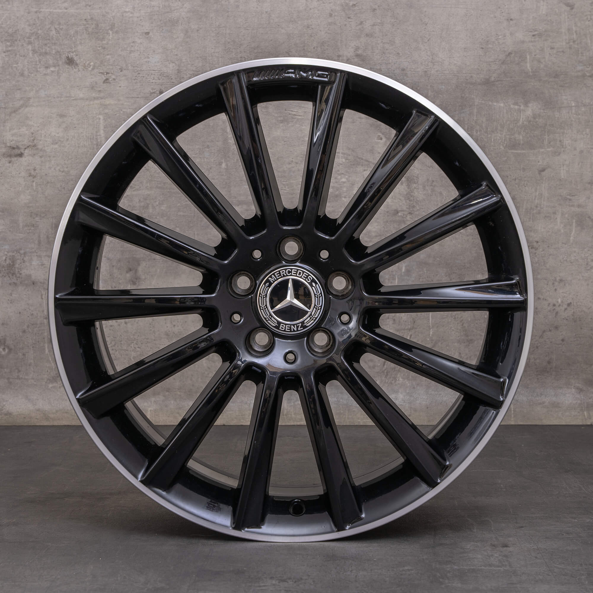 Originale Mercedes Benz C-Klasse AMG fælge 19 tommer W205 S205 C205 A205 A2054011300 A2054011400 sort højglans finish