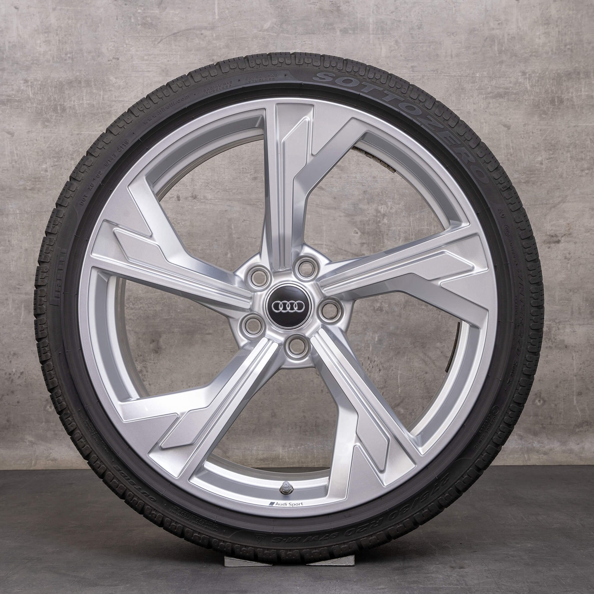 Original Audi RS4 RS5 Winterräder 20 Zoll B9 8W F5 Felgen Flag 8W0601025DT silber