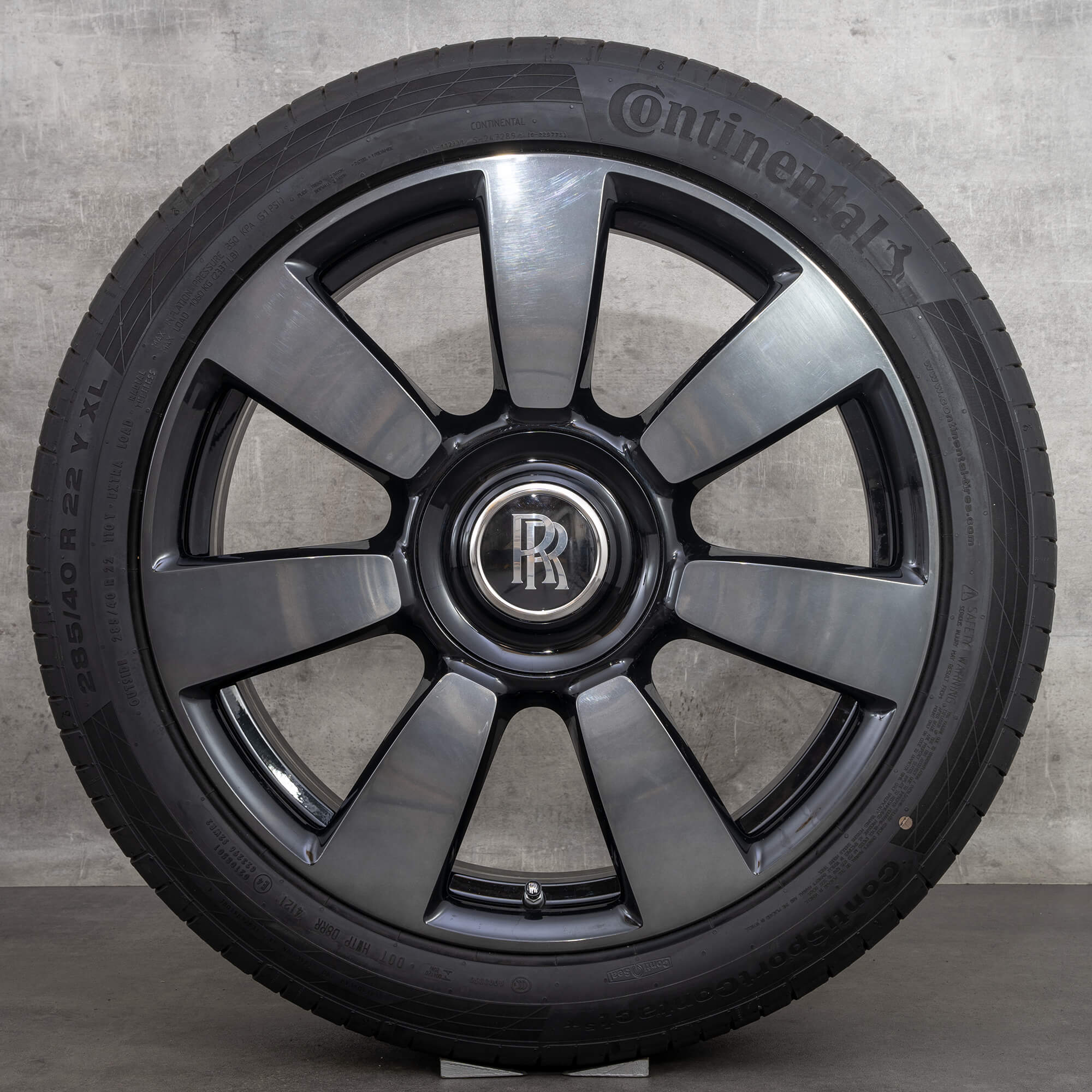 Originale Rolls Royce Cullinan vinterhjul 22 tommers RR31 felger 6884712 6884713 svart polert