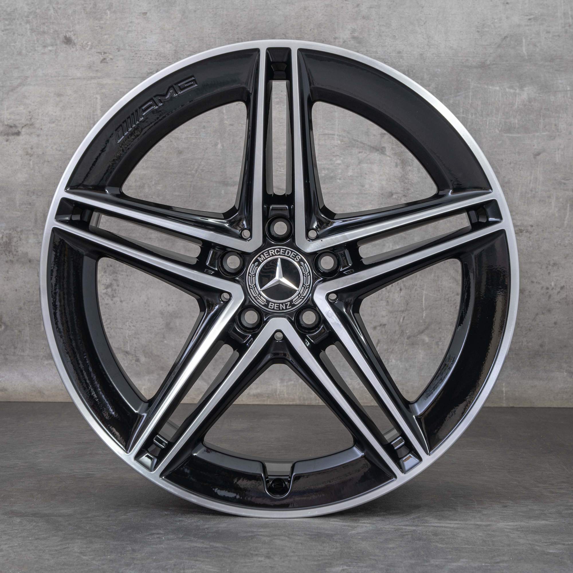 Alkuperäiset Mercedes Benz C-sarjan C63 & S AMG vanteet 19 tuuman W205 S205 A2054010501 A2054010601 musta kiillotettu UUTUUS