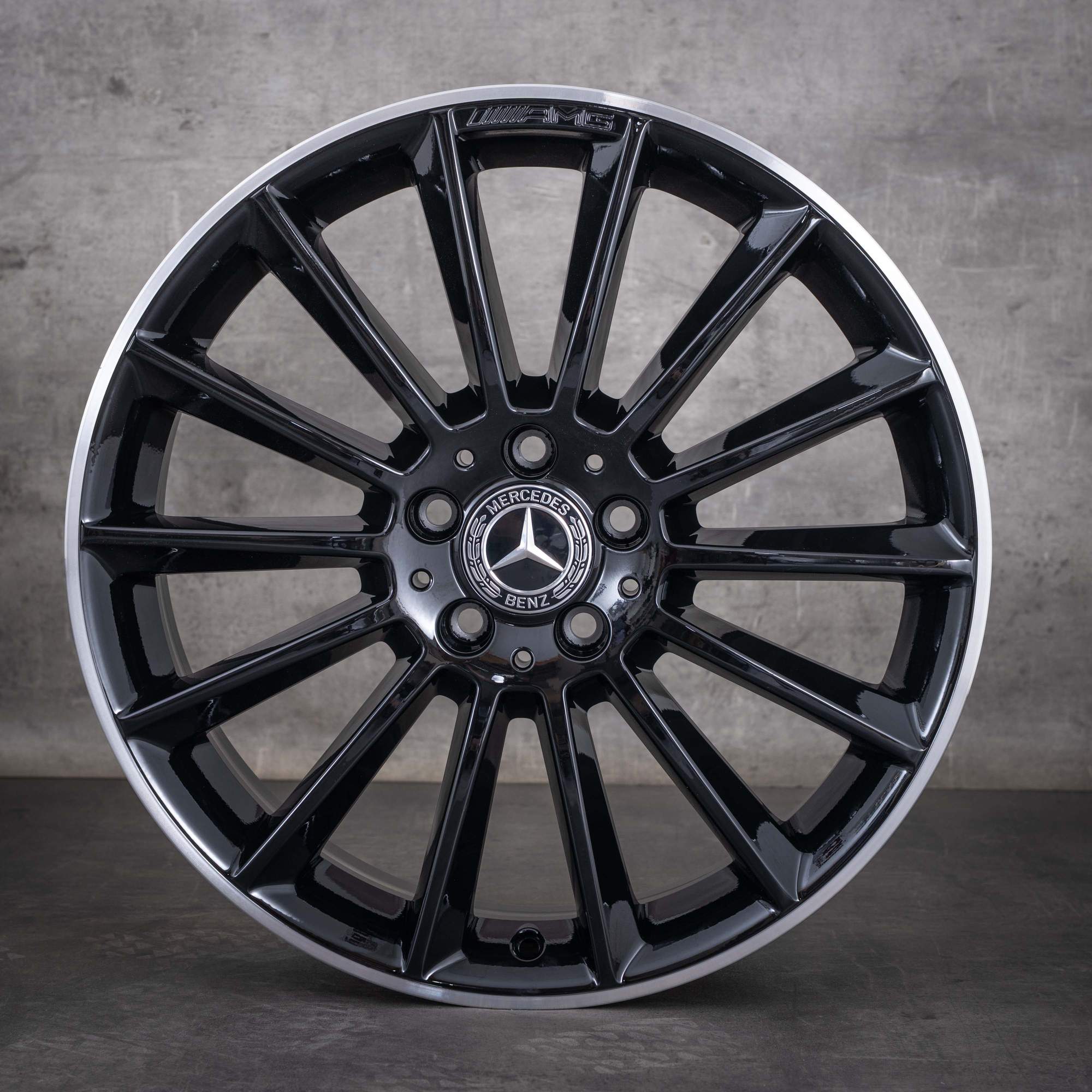 Cerchi auto originali Mercedes-Benz Classe A, B e CLA da 19 pollici W177 V177 W247 C118 X118 A1774011600, neri lucidati frontalmente, NUOVI