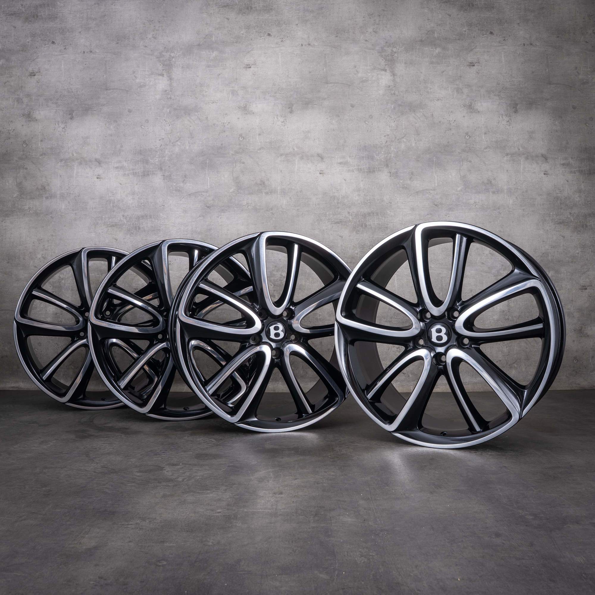 Original Bentley Continental GT GTC Flying Spur Felgen 22 Zoll 3S 3SA601025AK 3SA601025AL schwarz glanzgedreht