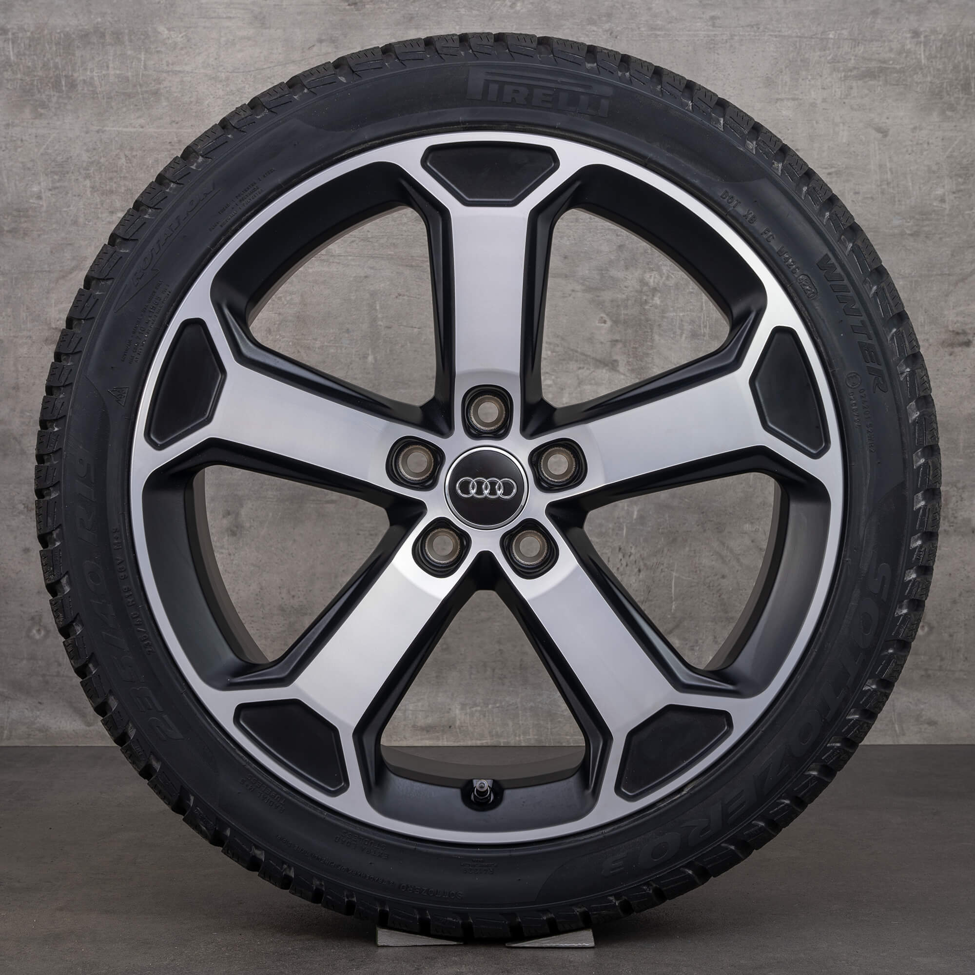 Alkuperäiset Audi Q2 SQ2 talvirenkaat 19 tuuman GA-vanteet 81A071499 musta matta kiillotettu