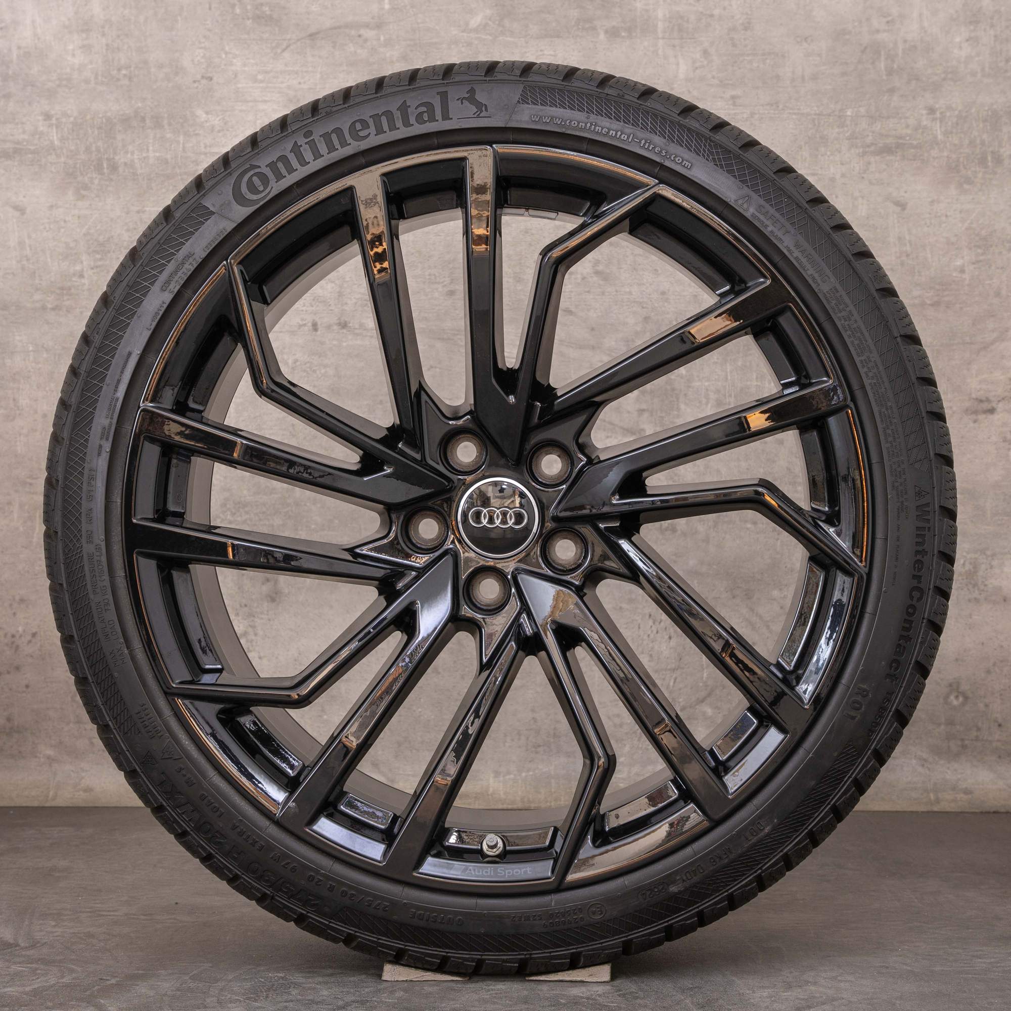 Originale Audi RS4 RS5 vinterhjul 20 tommer B9 8W RS felger 8W0601025FT 5-segment eiker Evo design svart blank