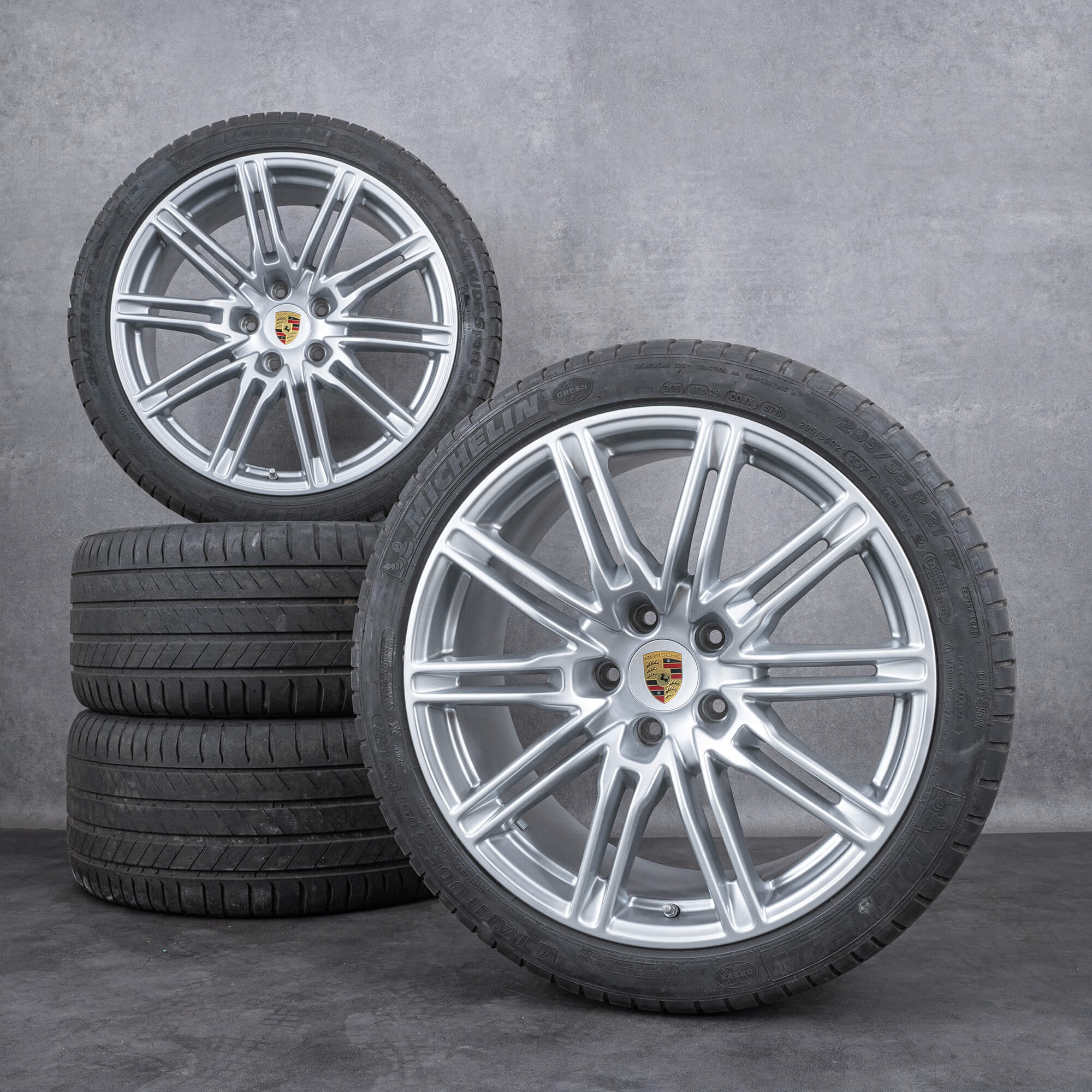 Pneus de inverno originais Porsche 21 polegadas para Cayenne 958 Sport Edition com pneus novos