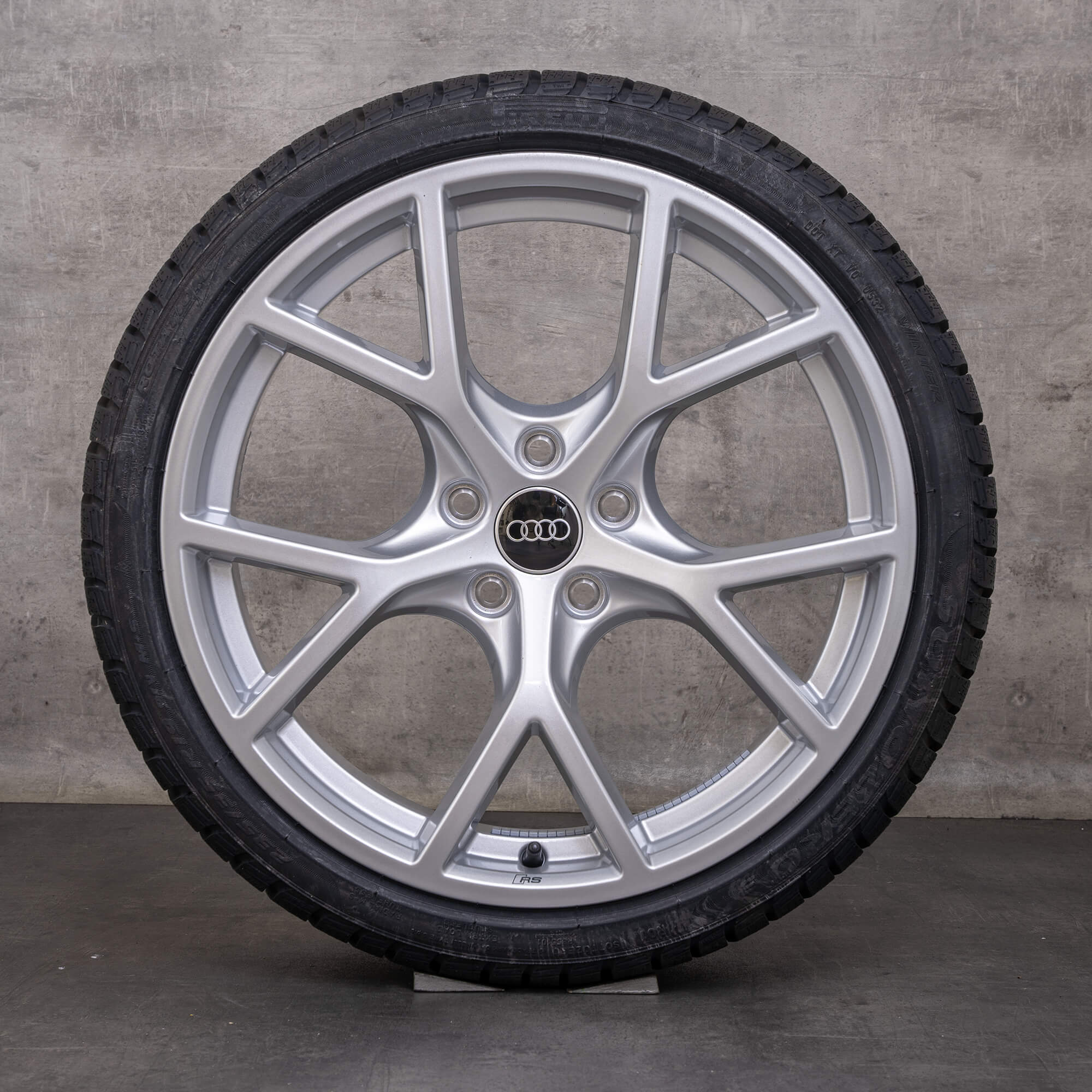 Alkuperäiset Audi RS3 talvirenkaat 19 tuuman 8Y RS vanteet 8Y0601025BT 8Y0601025BQ hopea kiiltävä UUSI