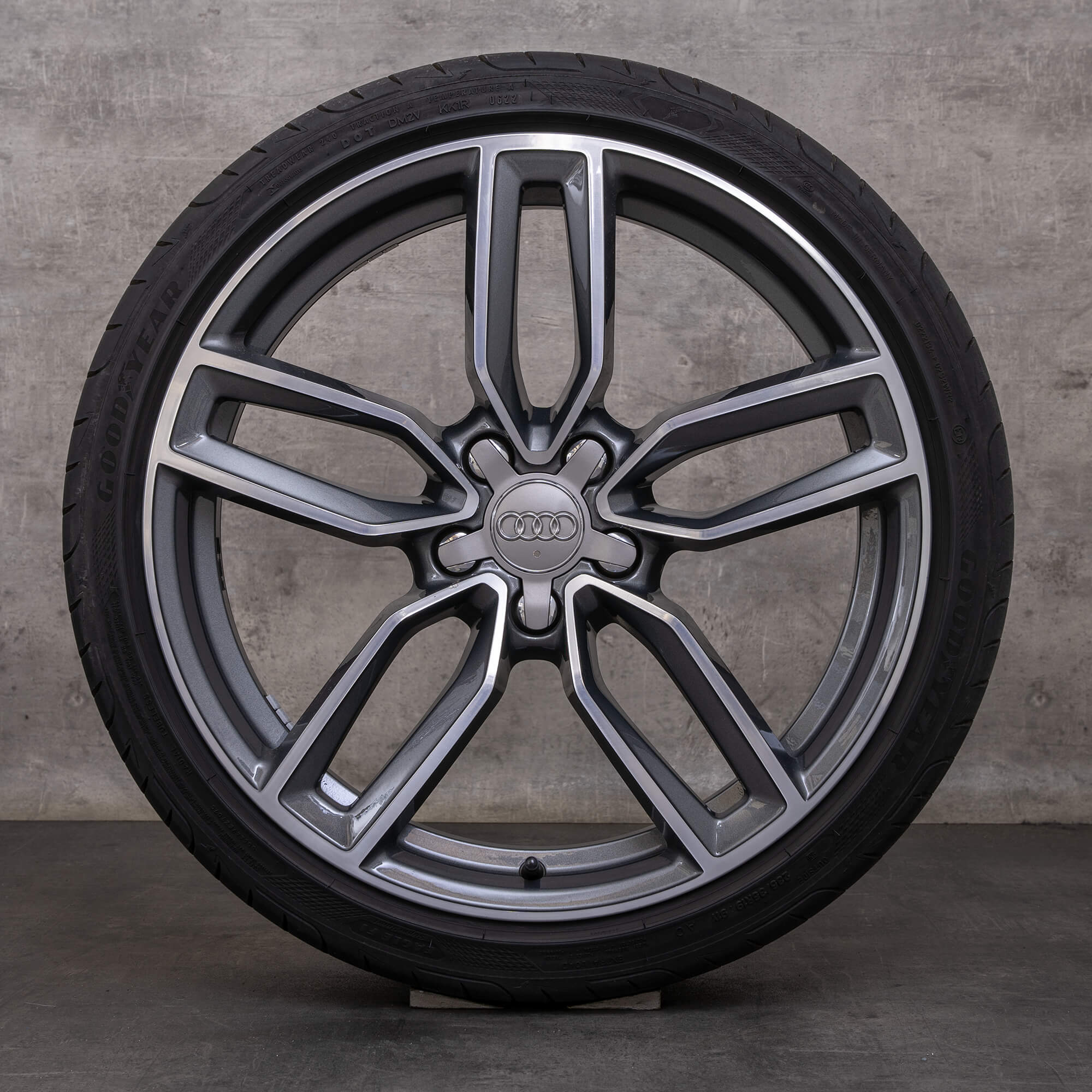 Original letní kola Audi A3 S3 RS3 19palcové ráfky na auto 8V 8V0601025AB černé leštěné