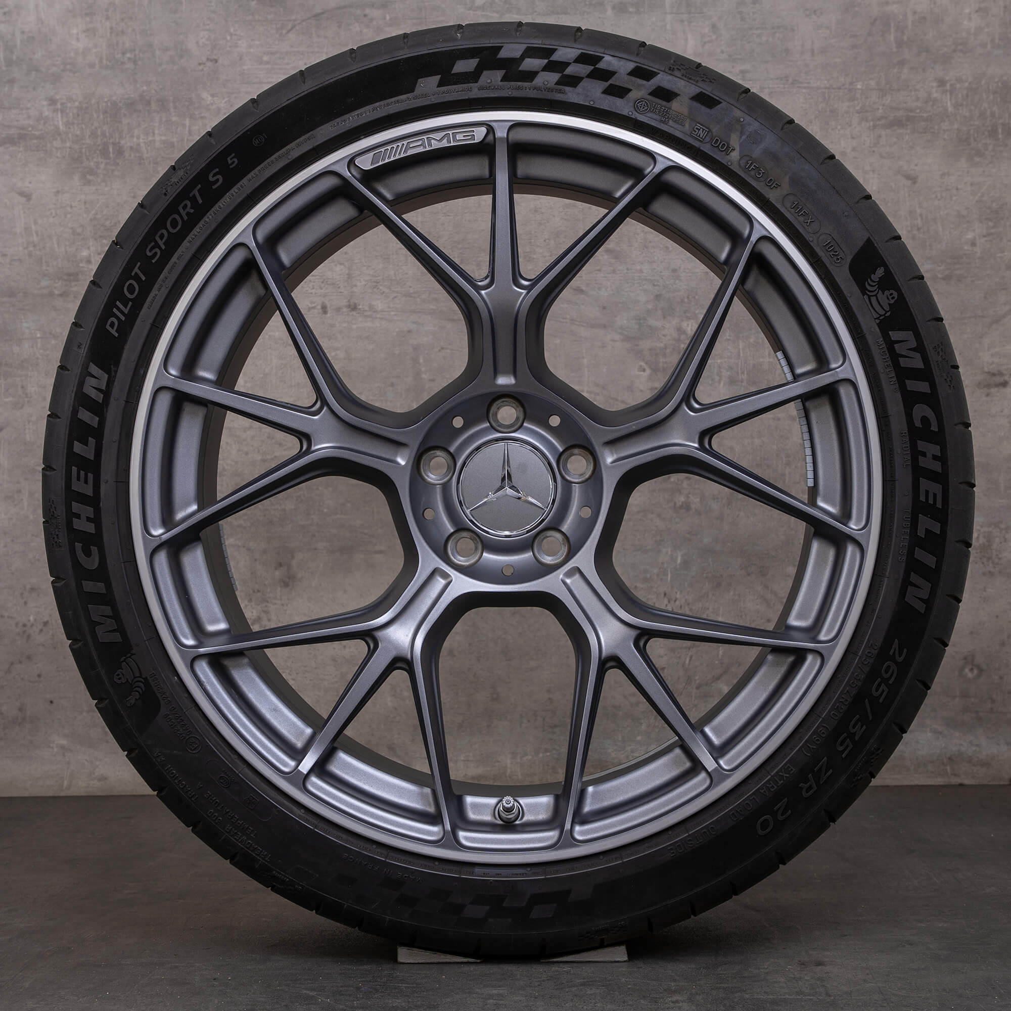 Alkuperäiset Mercedes Benz CLE 53 AMG vanteet 20 tuuman C236 A236 kesäpyörät A2364013100 A2364013200 himalajanharmaa matta kiillotettu pinta