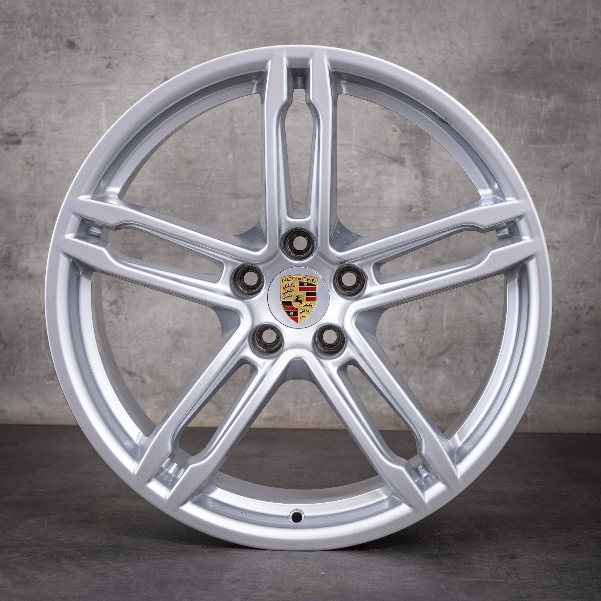 Original Porsche Macan II III Felgen 19 Zoll 95B601025DE 95B601025DQ silber glanz